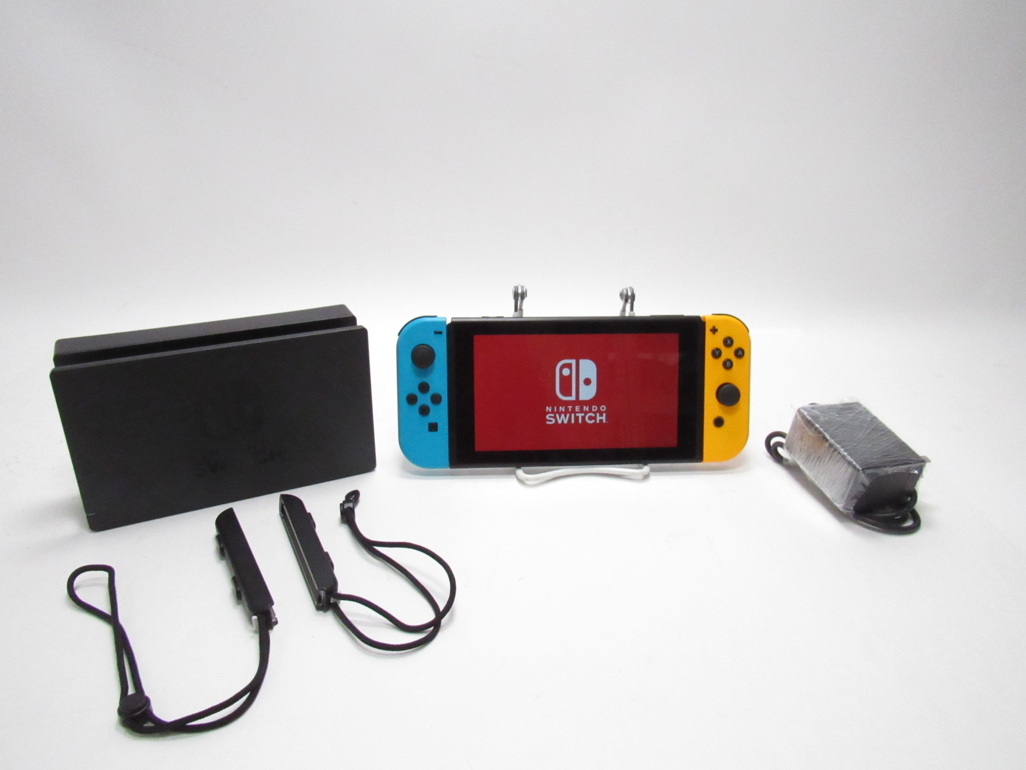 Nintendo Switch HAC001 Handheld 6.2inch Touchscreen Video Game