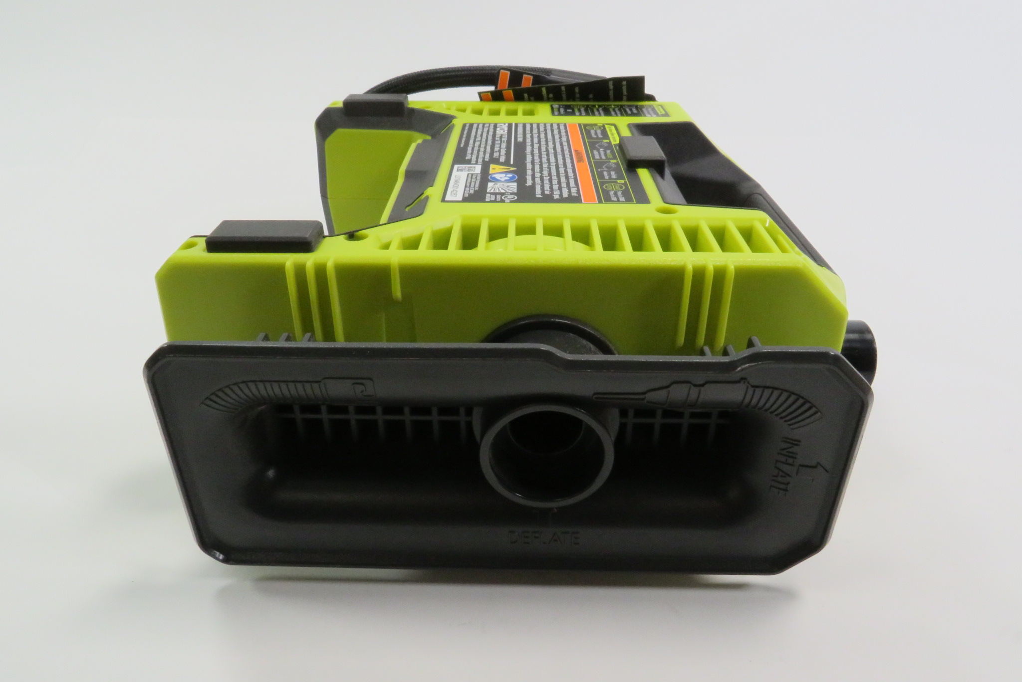 Ryobi P747 ONE+ 18V LithiumIon Dual Function Cordless Inflator/Deflator