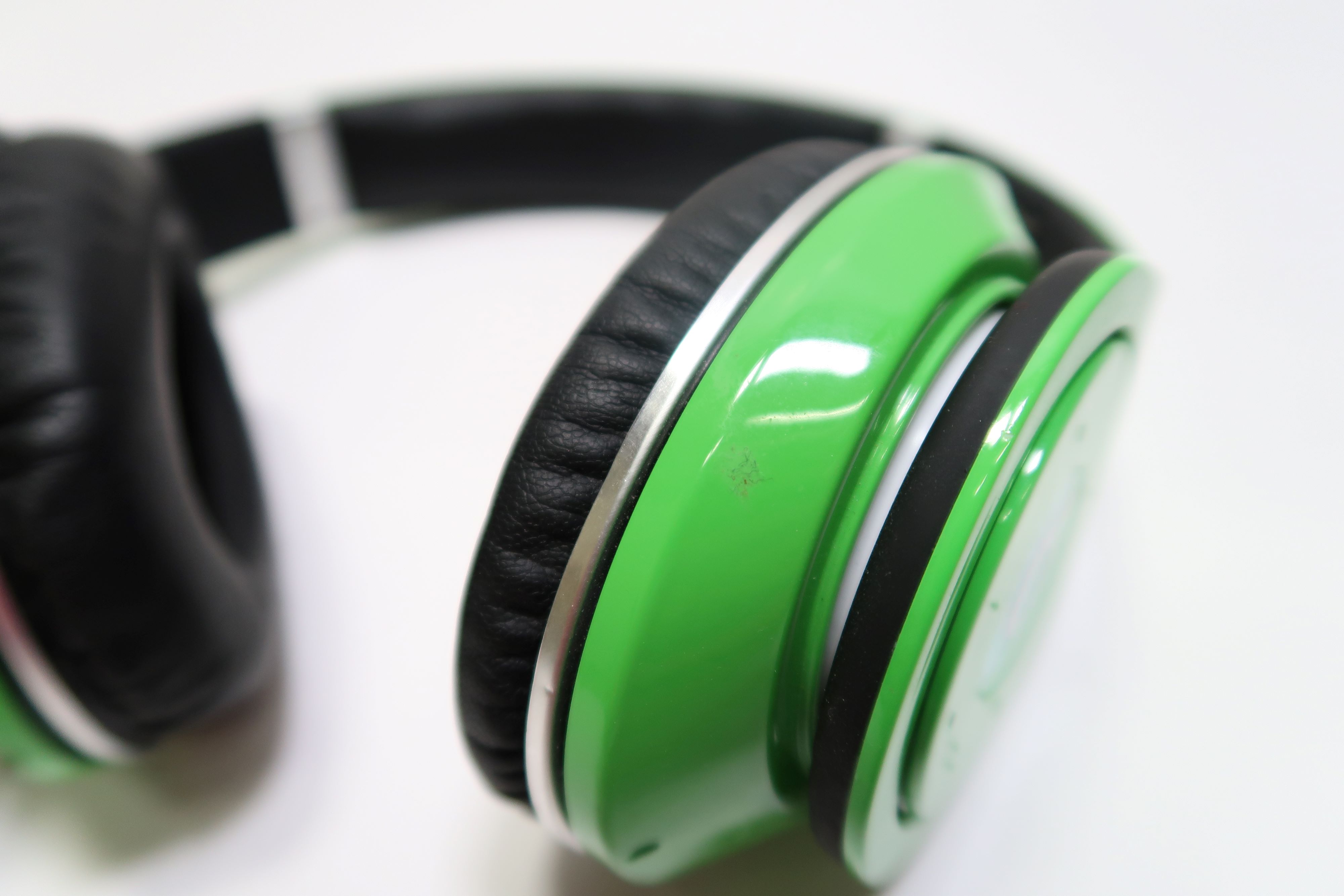 Beats by Dr Dre beats wireless 超希少 Beats By Dre Studio Pro Wireless Noise Canceling Headphones