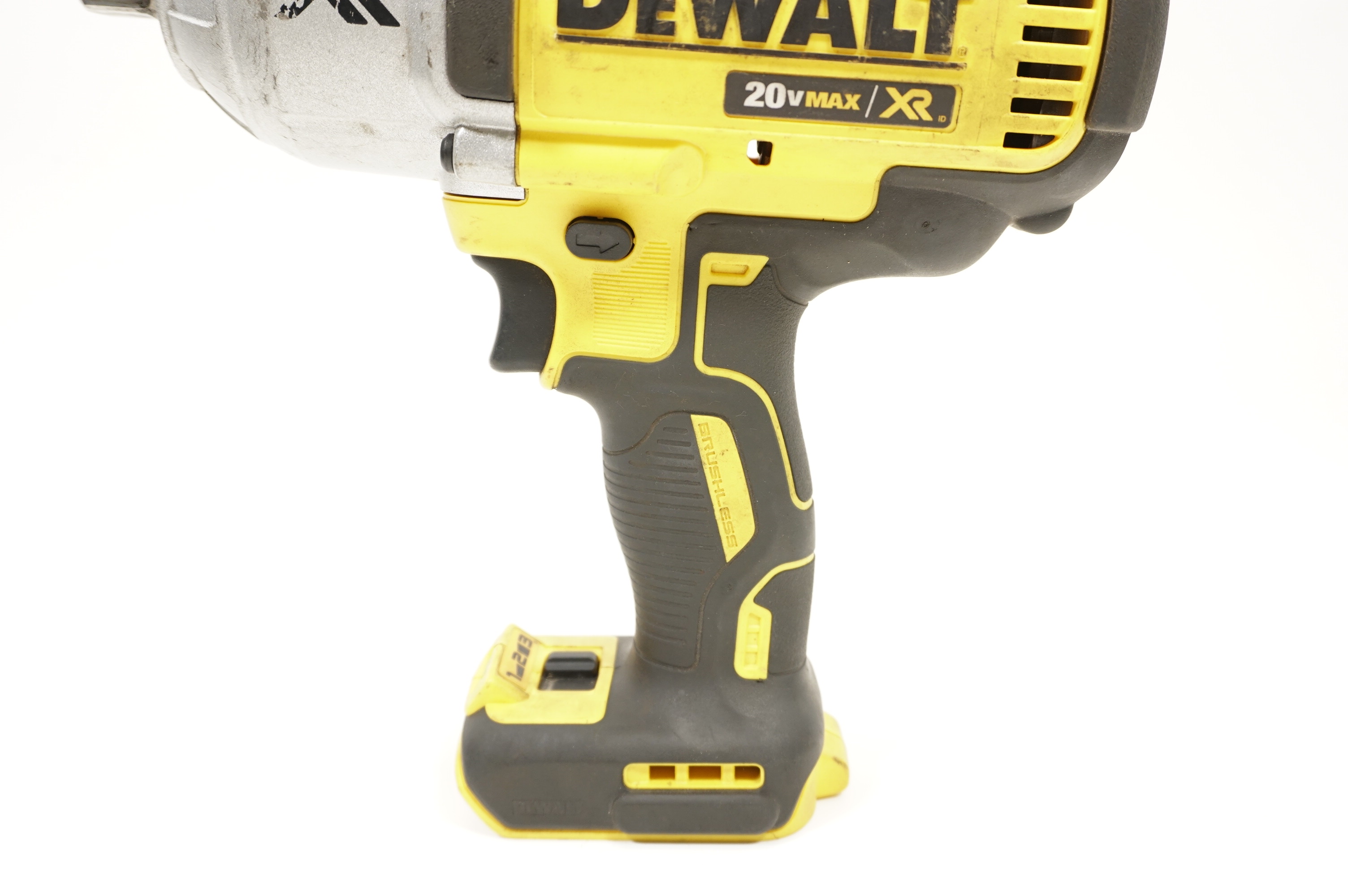 DeWalt DCF899 20V MAX XR Cordless Brushless 1/2