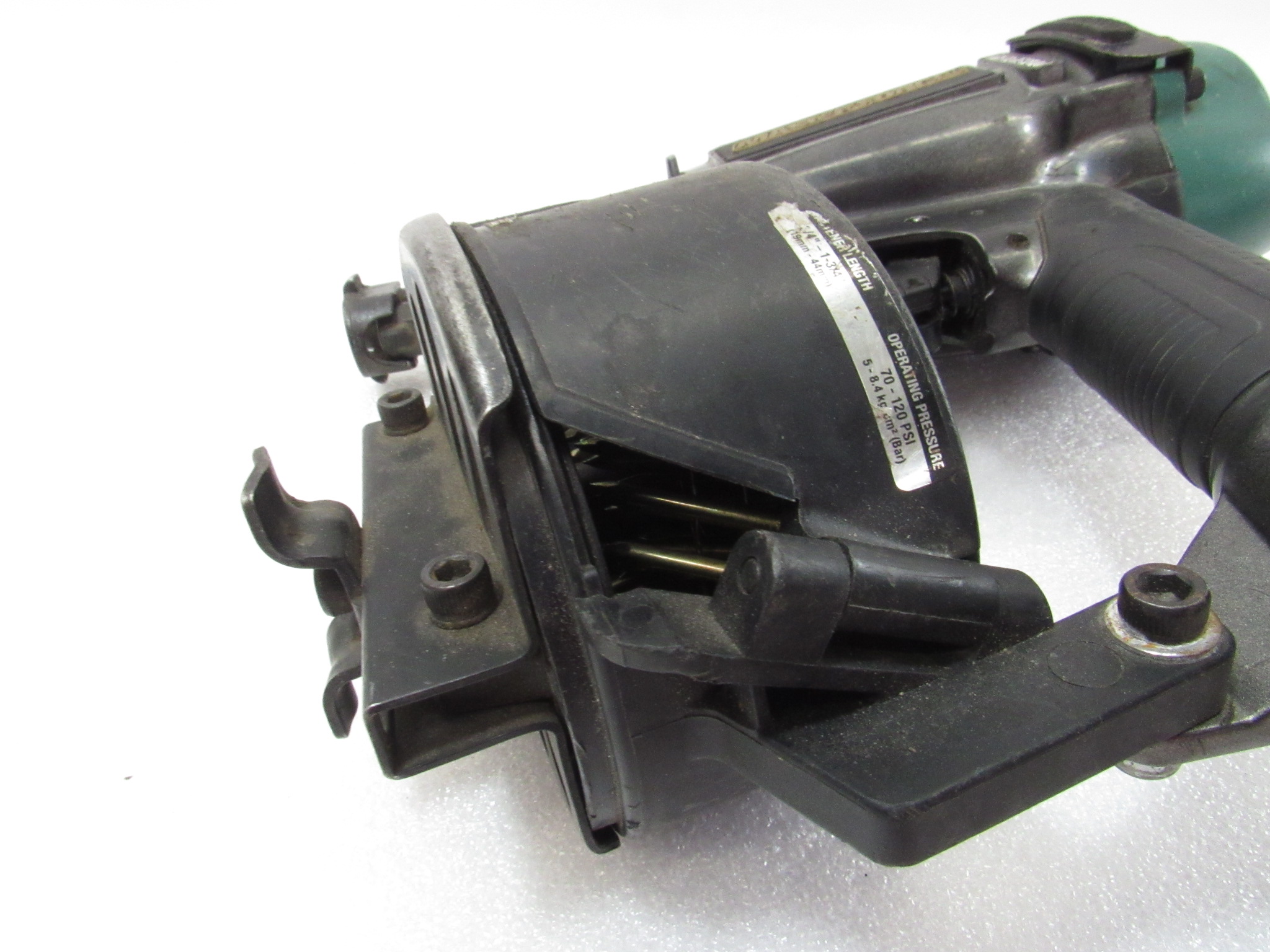 Masterforce 2085011 Pneumatic Coil Roofing Nailer