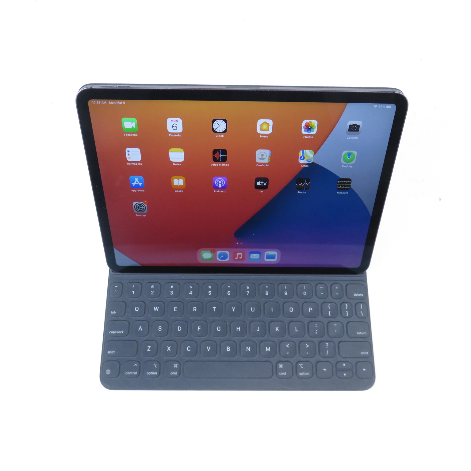 Apple iPad Pro (1st Gen) MU0T2LL/A 11Inch WiFi + 4G 64GB Space Gray