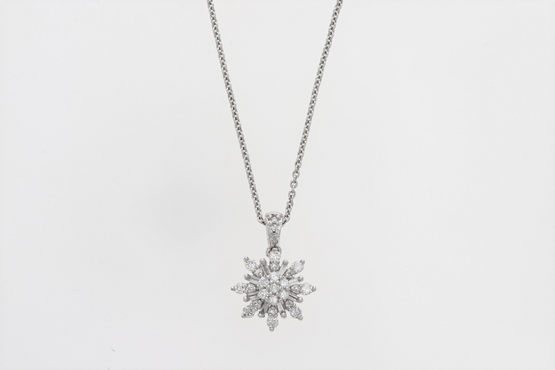 Simply Vera Vera Wang Diamond Snowflake Pendant 18