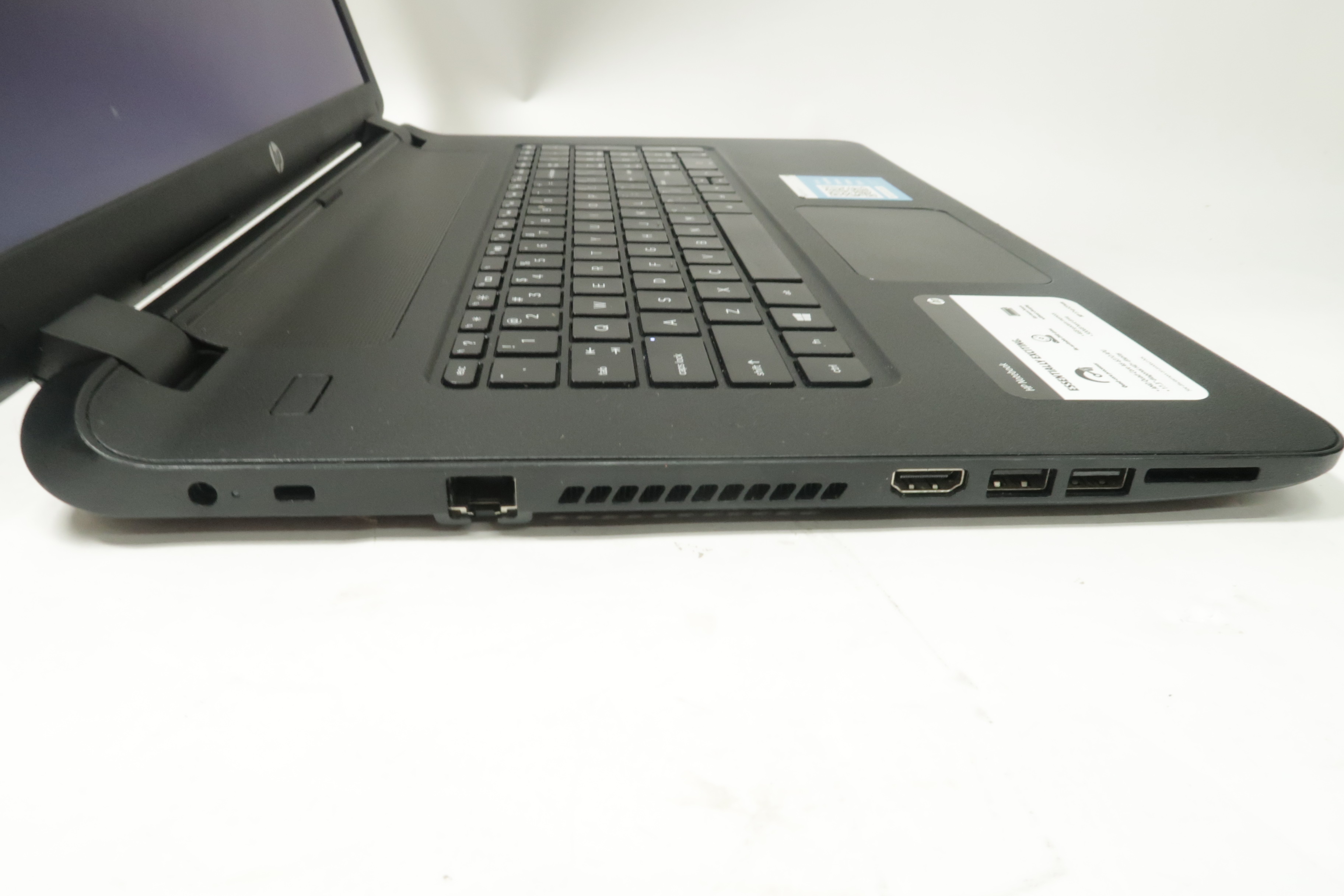 Hp Notebook 17 P121wm Win 10 Amd A6 6310 18ghz 4gb Ram 500gb Hdd 173 8989