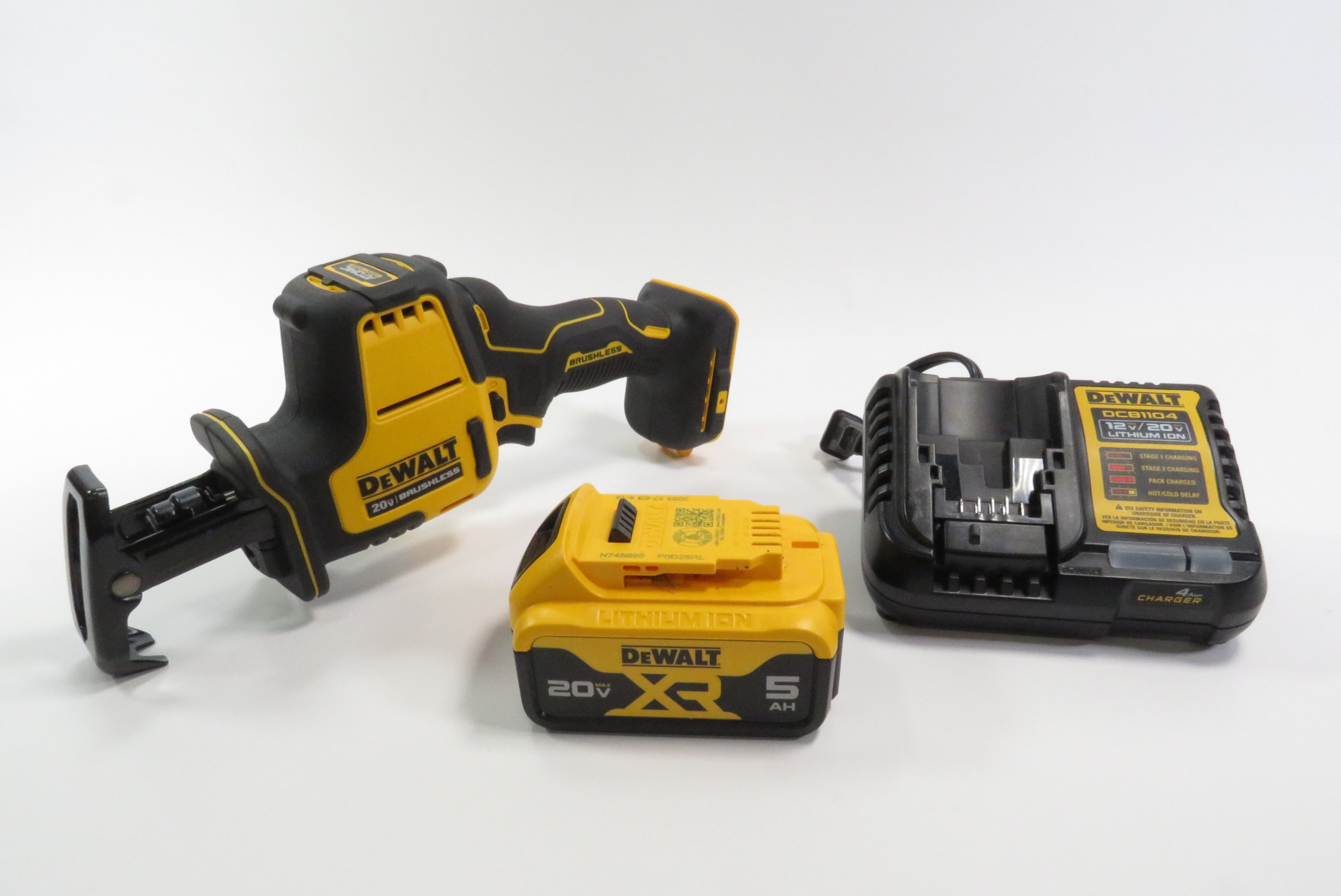 DEWALT DCS369 ATOMIC 20Volt MAX Cordless Brushless Compact