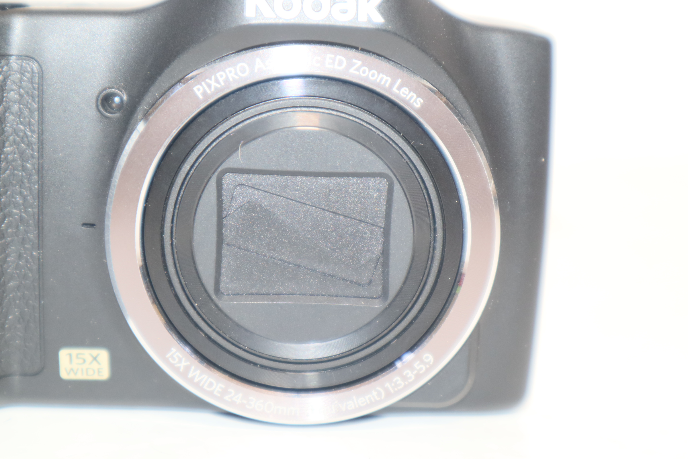 Kodak PIXPRO Friendly Zoom FZ152 16MP Digital Camera 5301 15X