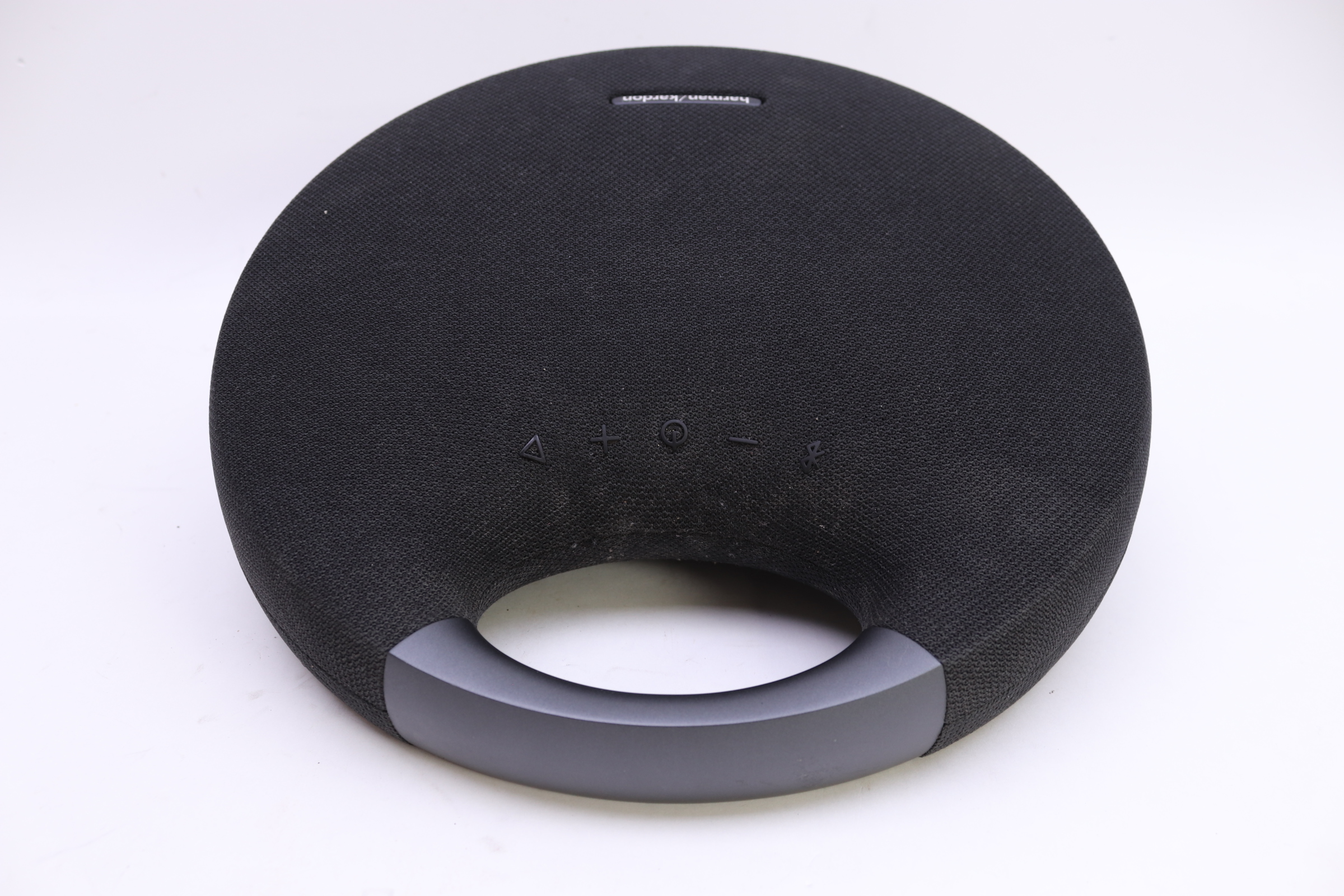 Harman/Kardon HKOS6BLKAM Onyx Studio 6 Portable Bluetooth Speaker