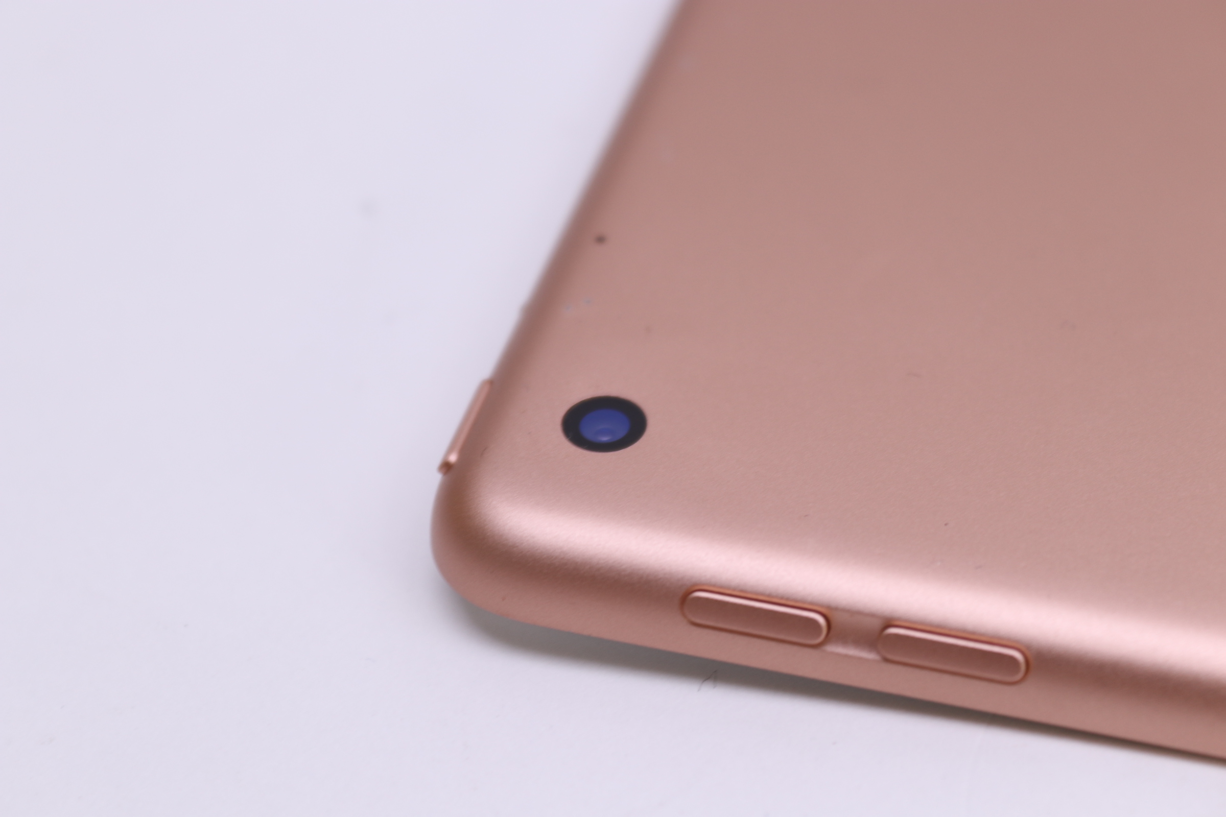 Apple MW762LL/A 32GB Wi-Fi 10.2