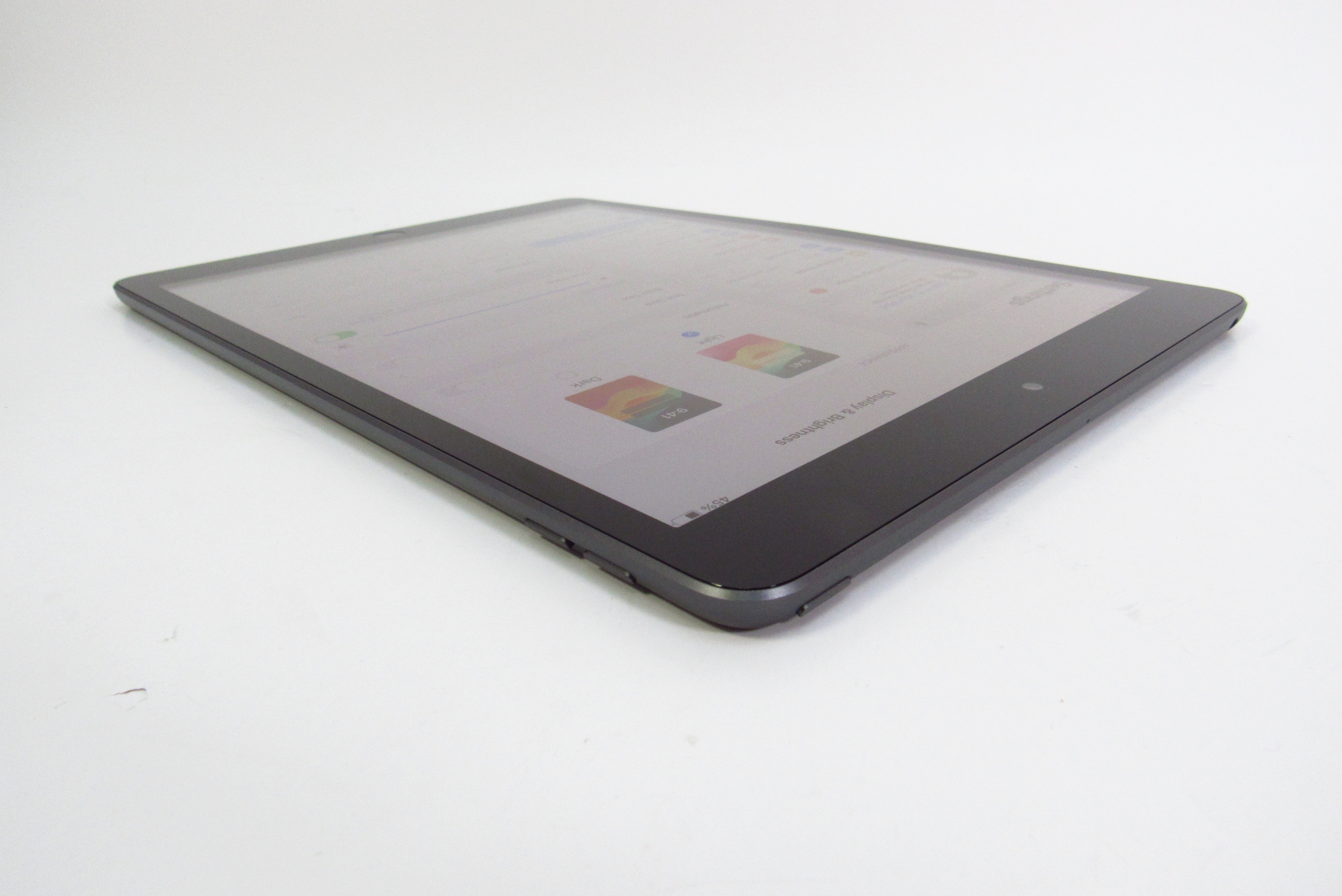 Apple iPad 9th Generation MK2K3LL/A 64GB Wi-Fi 10.2