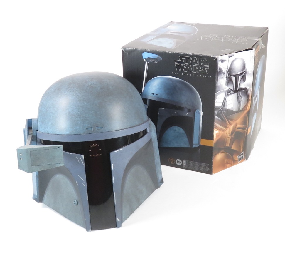 Star Wars the Black Series Mandalorian Death factory Watch helmet