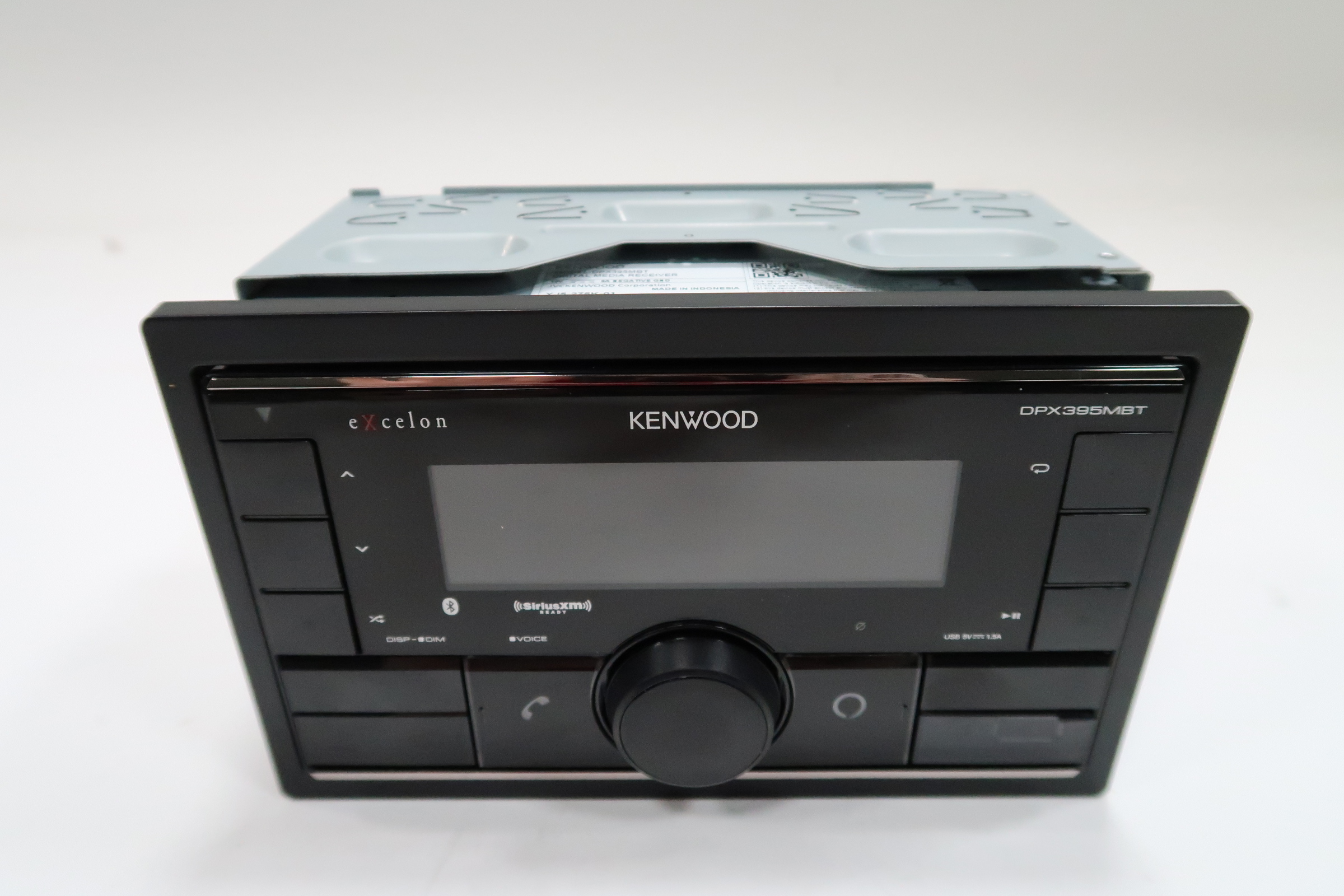 Kenwood DPX395MBT Double DIN in-Dash Bluetooth Digital Media
