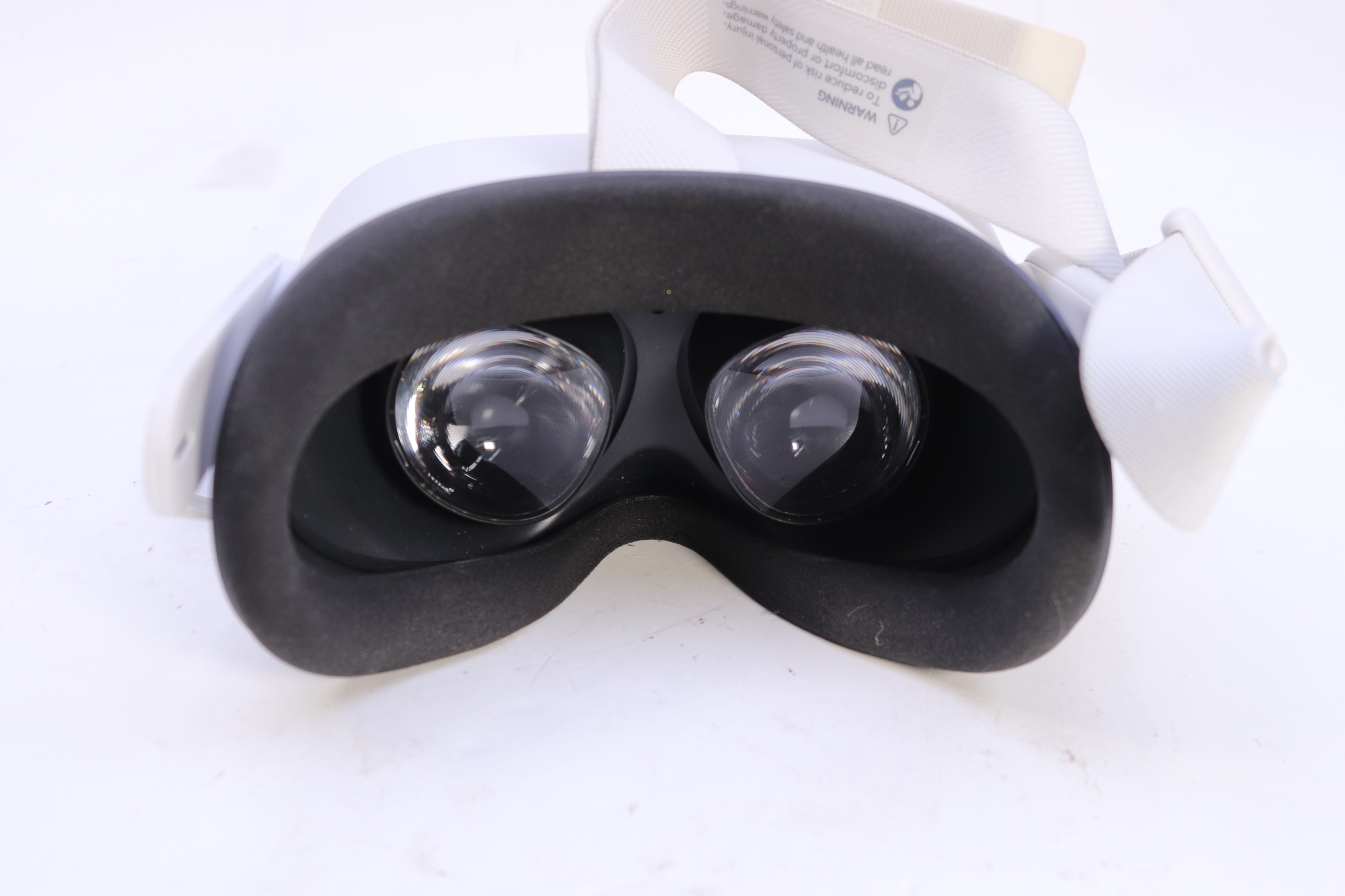 【美品】Quest2 [64GB] Walmart is Selling Quest 2 (64GB) at Its Lowest Price Yet