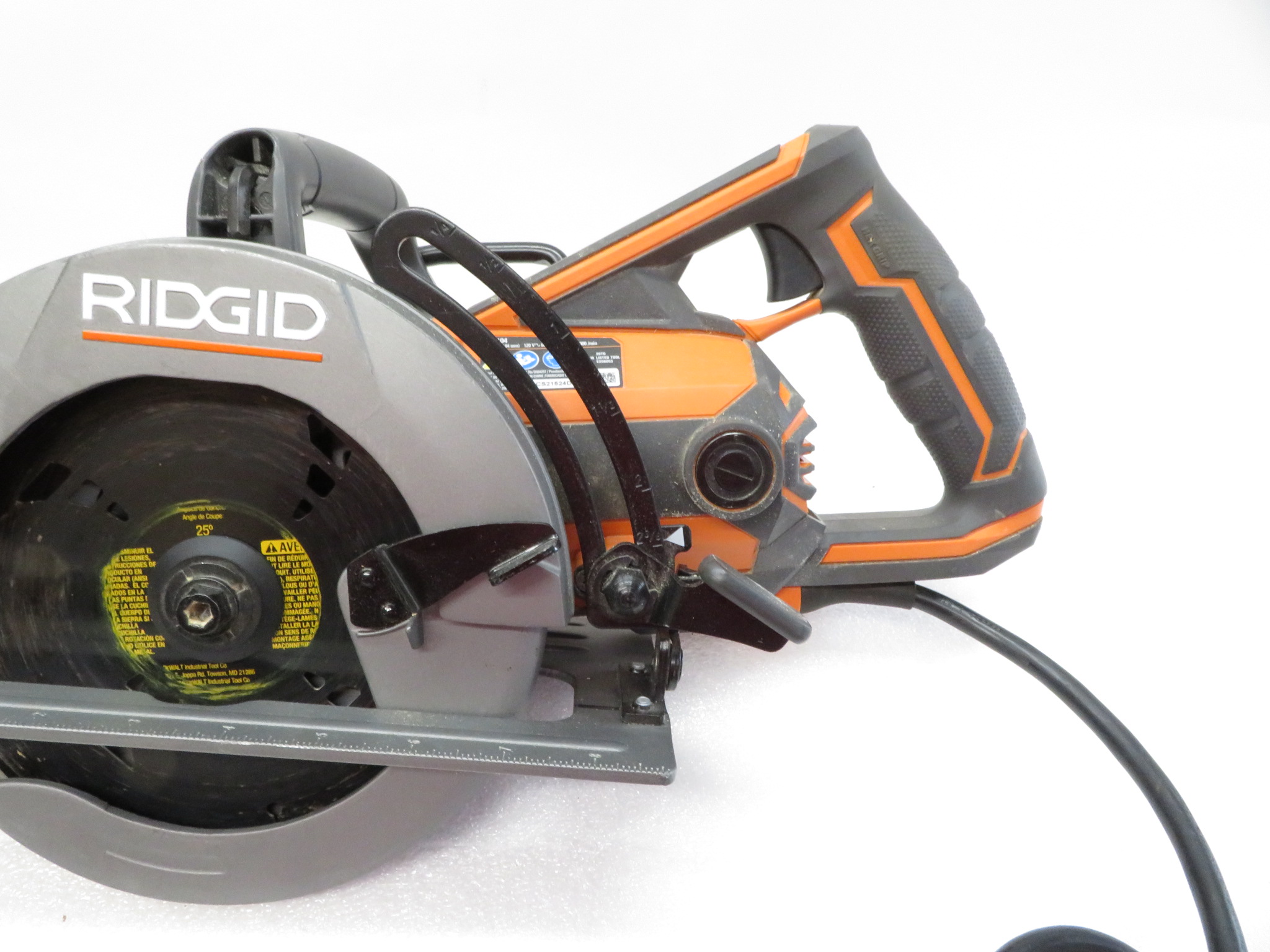 Ridgid R32104 15 Amp 7-1/4 in Worm Drive Circular Saw