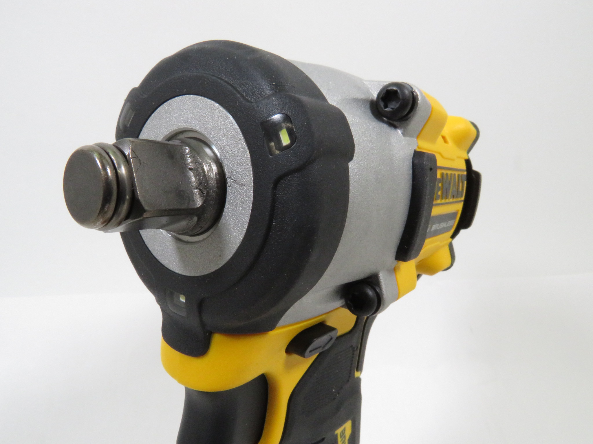 DEWALT DCF921 ATOMIC 20V MAX Cordless Brushless 1/2" Compact Impact Wrench