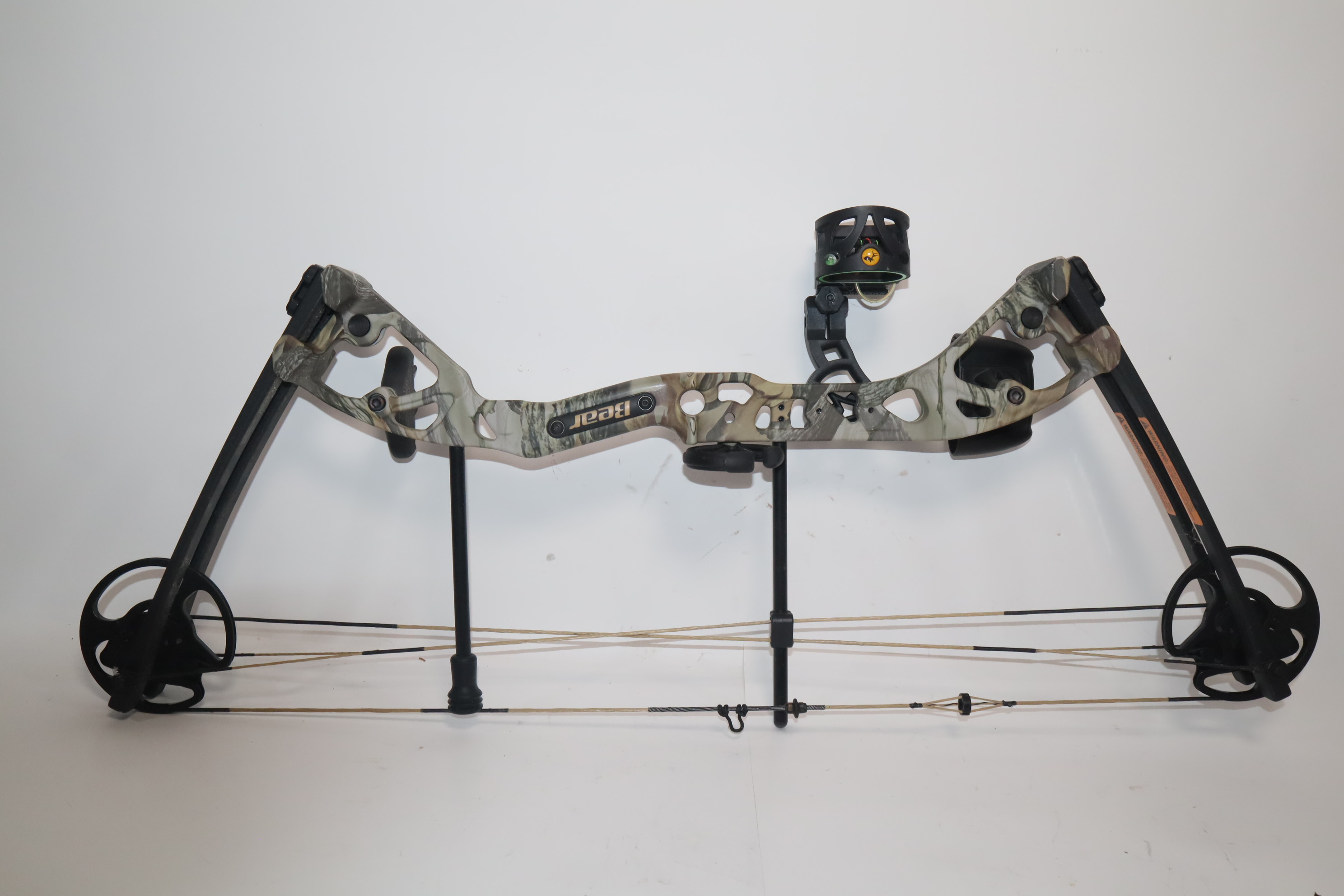 Bear Archery LIMITLESS Green Camouflage Dual Cam Compound Bow / Case