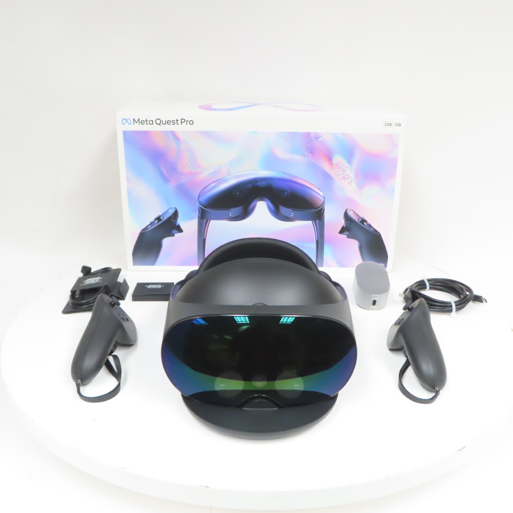 Meta Quest Pro 256GB DK94EC Standalone Virtual Reality Headset (4145)