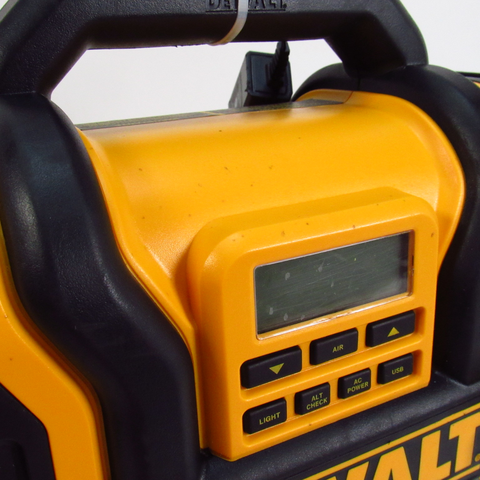 DeWalt DXAEPS14 Power Station Portable Car Air Compressor Jump Starter