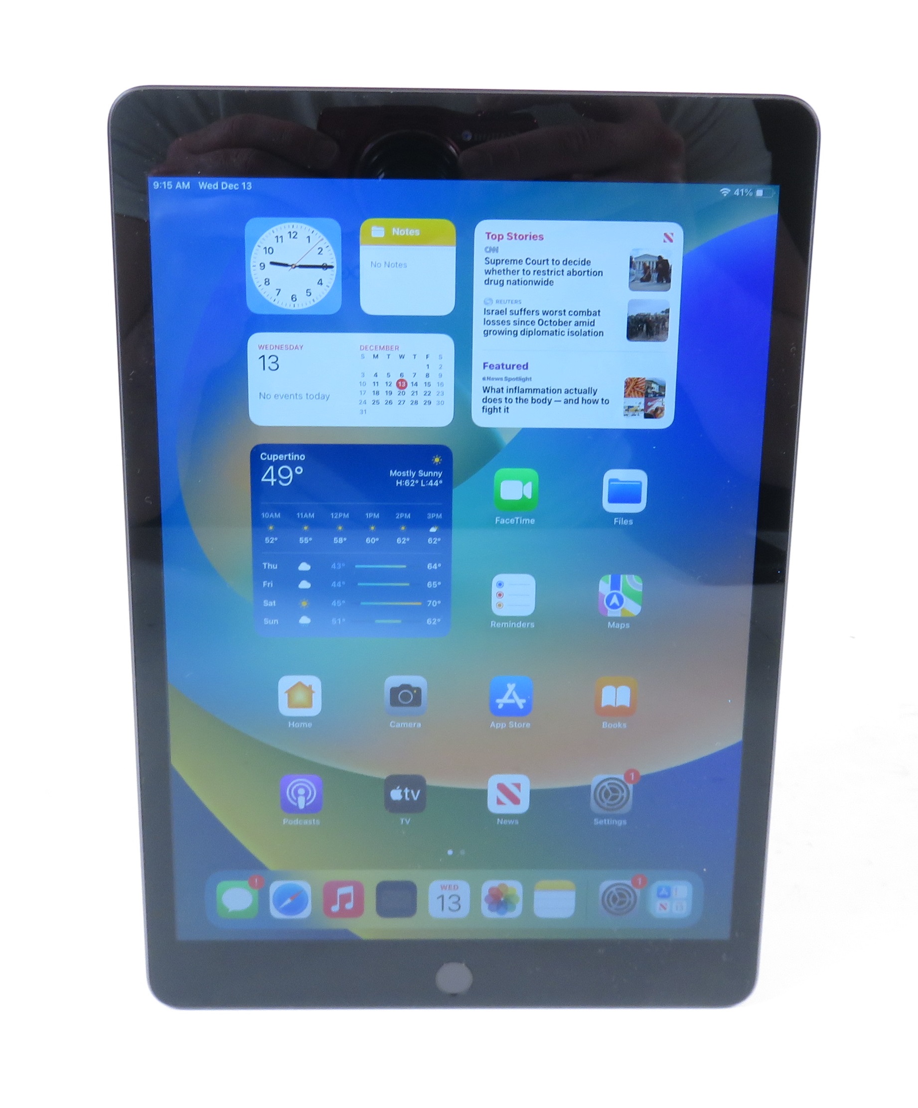 Apple iPad MYL92LL/A 8th Generation 10.2-Inch 32GB Storage WiFi Tablet