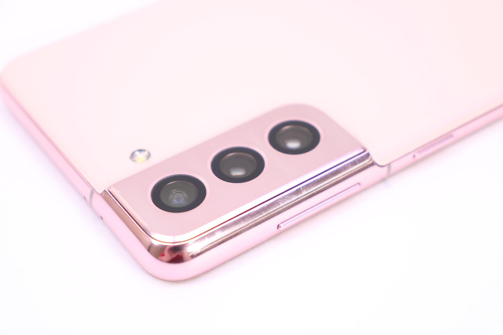 Samsung Galaxy S21 5G SM-G991UZIAXAA 128GB 6.2