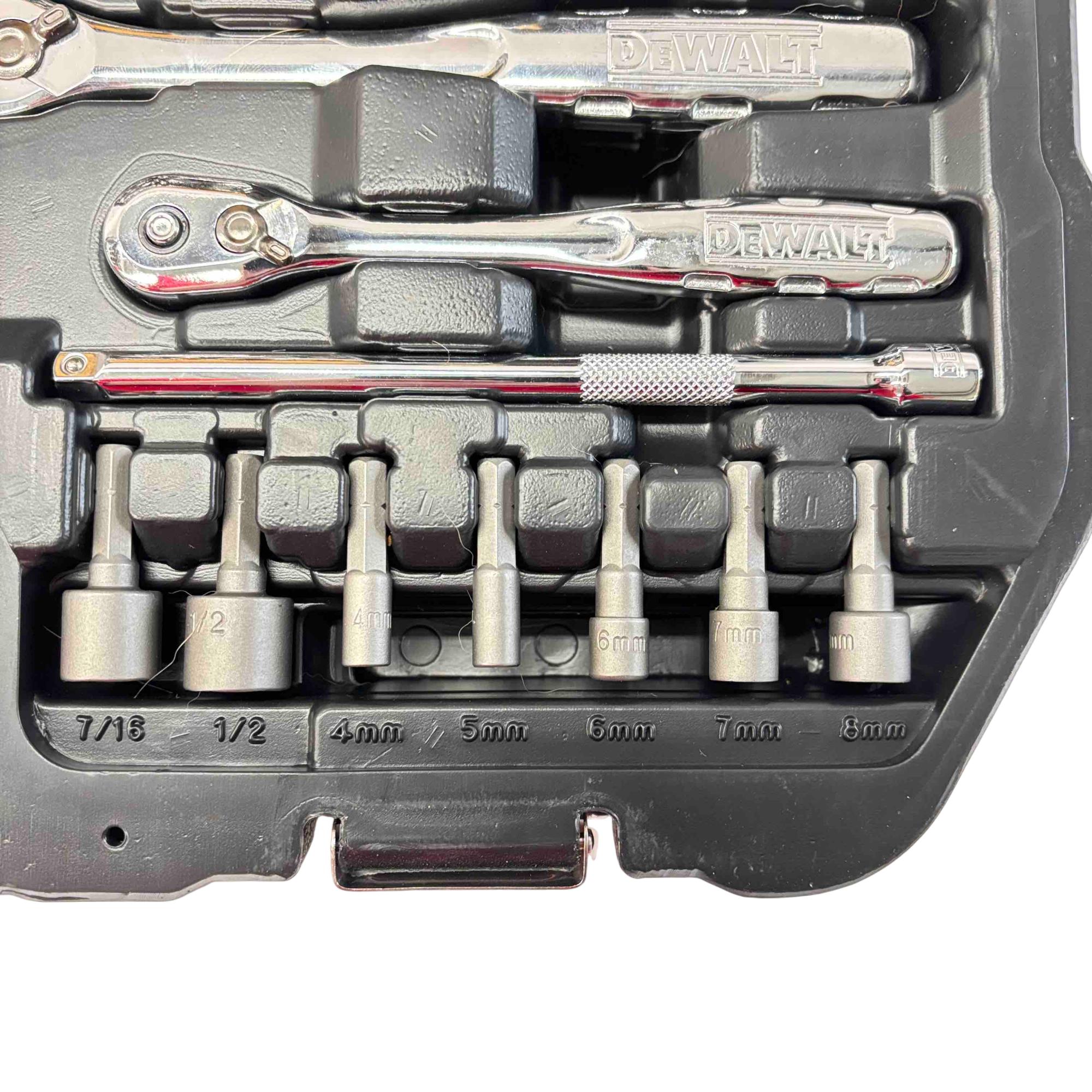 DeWalt DWMT73802 142-Piece Mechanics Tool Set