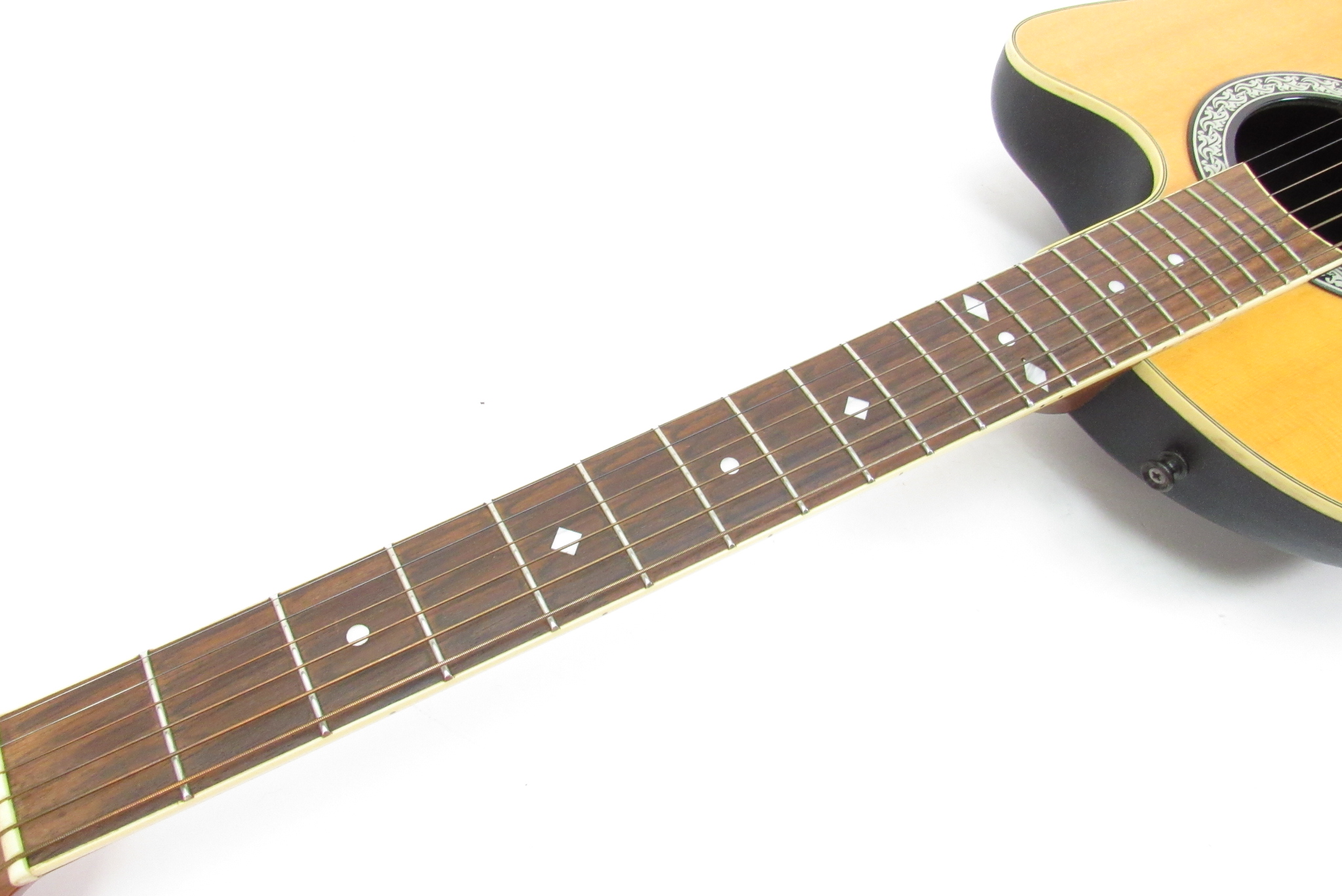 Ovation Celebrity CC057 6-String RH Acoustic-Electric Guitar