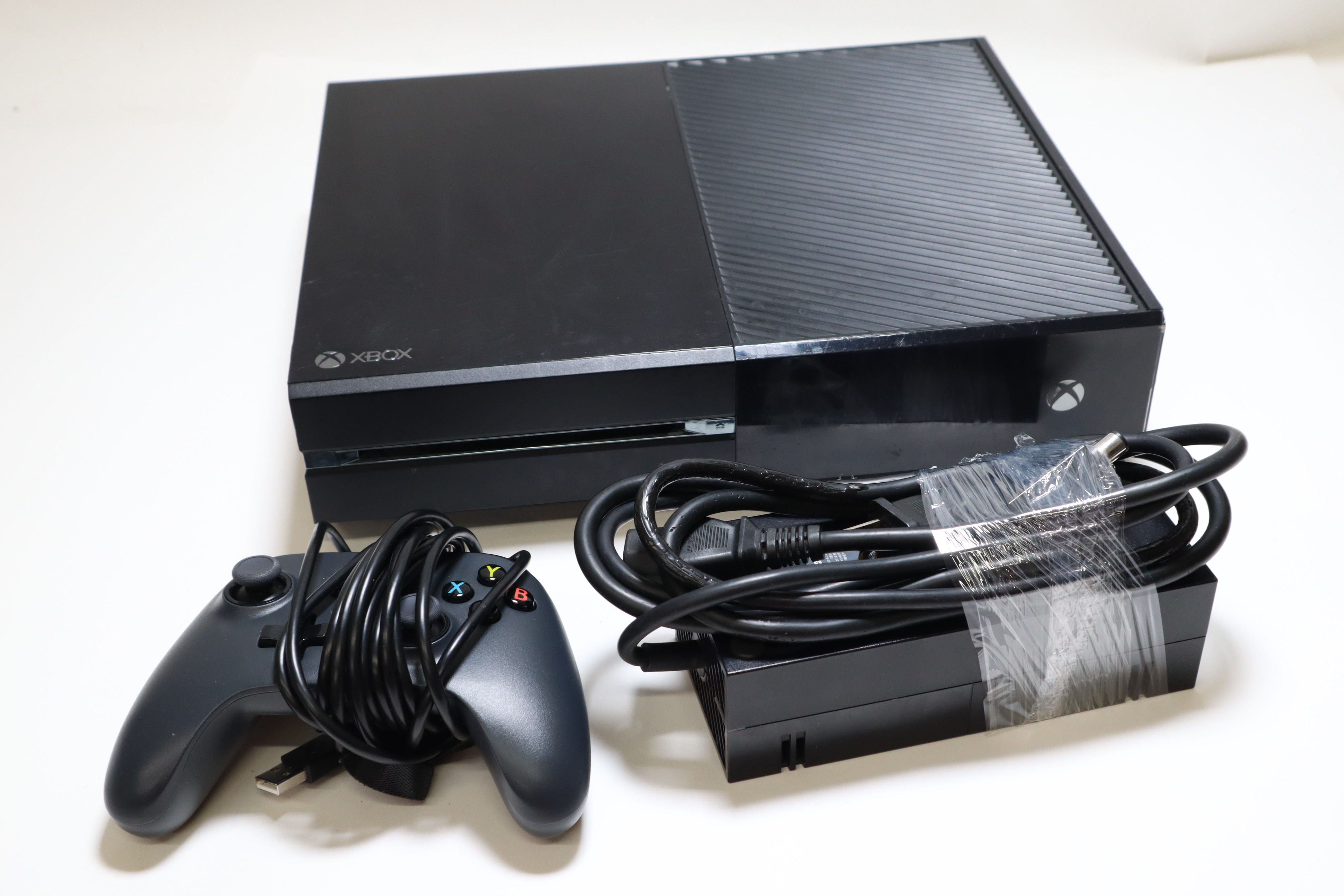 Microsoft 1540 500GB Xbox One 1st Gen Video Game Console 9083