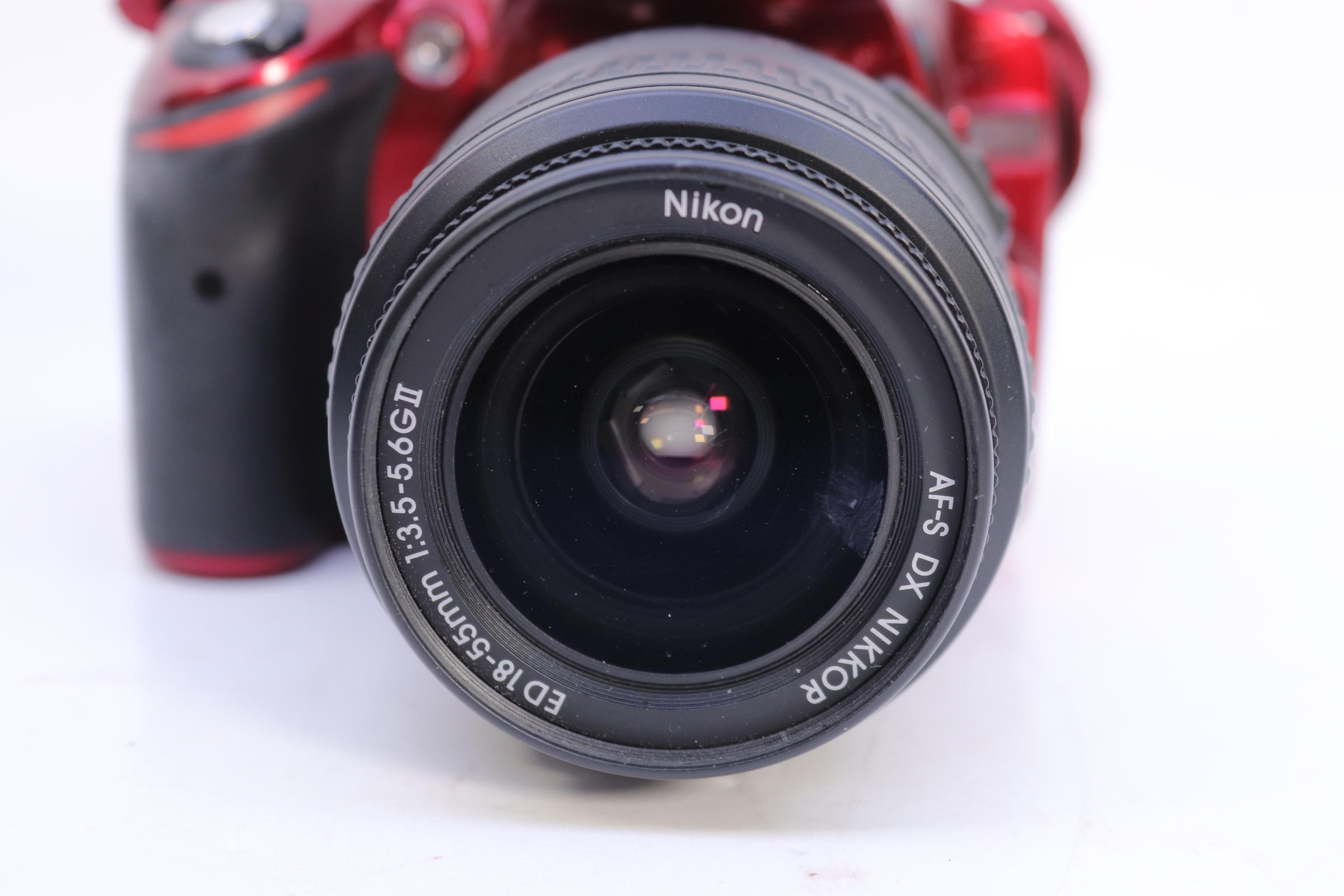 Nikon D3200 24.2MP CMOS DXFormat Sensor 3.0" LCD Compact Digital SLR