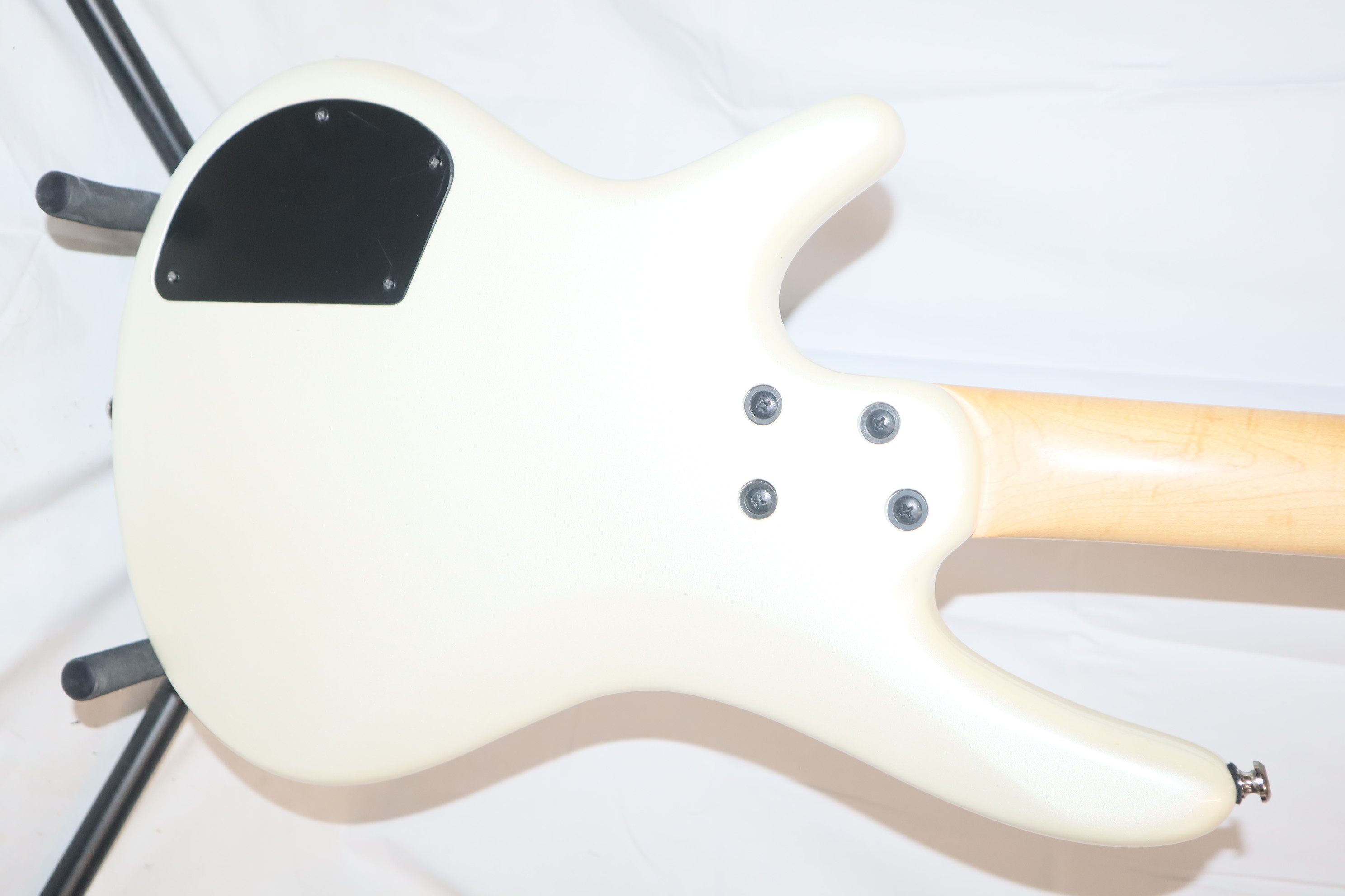 Gio Ibanez Soundgear GSRM20M MIKRO Pearl White 4-String Electric