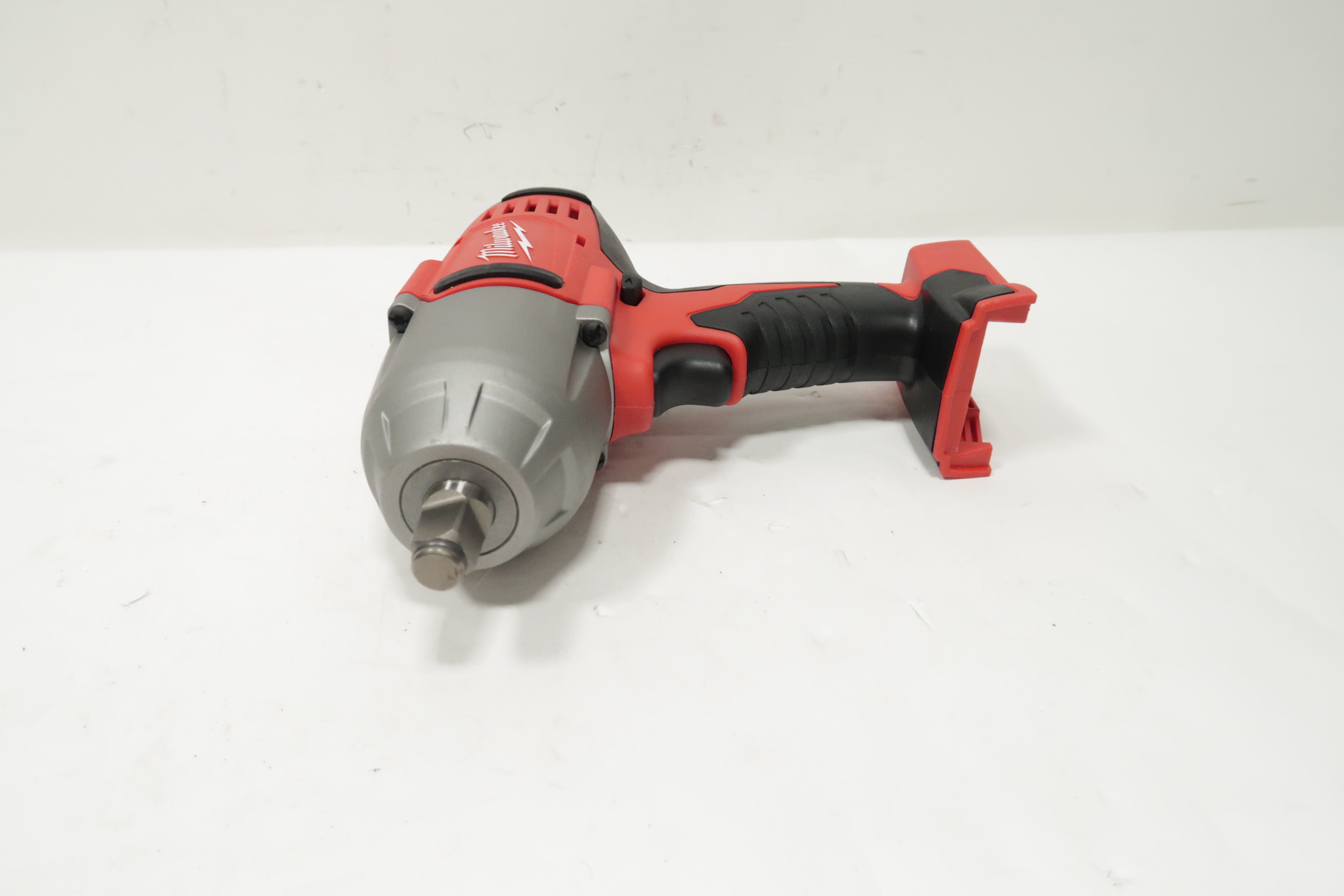 Milwaukee 266320 M18 1/2" HighTorque Impact Wrench Friction Ring