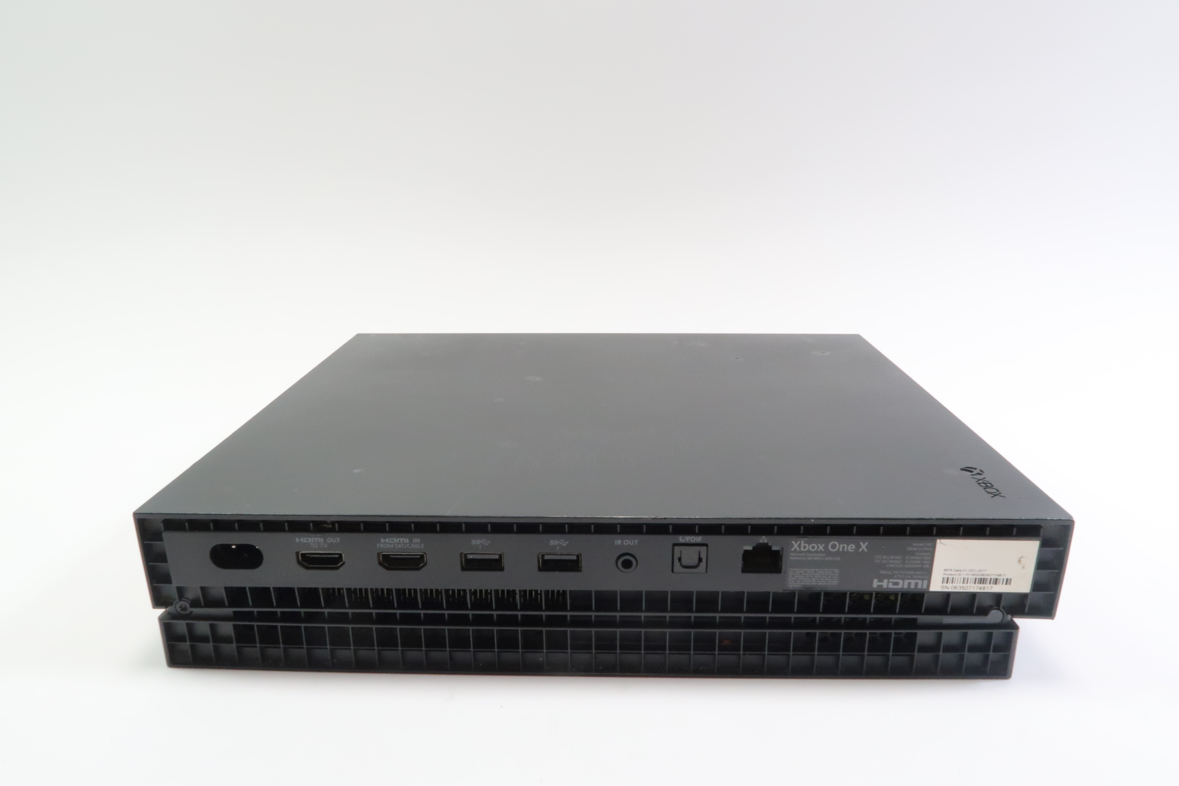 Microsoft Xbox One X 1787 1TB Storage 4K Wi-Fi Home Video Game Console 1785