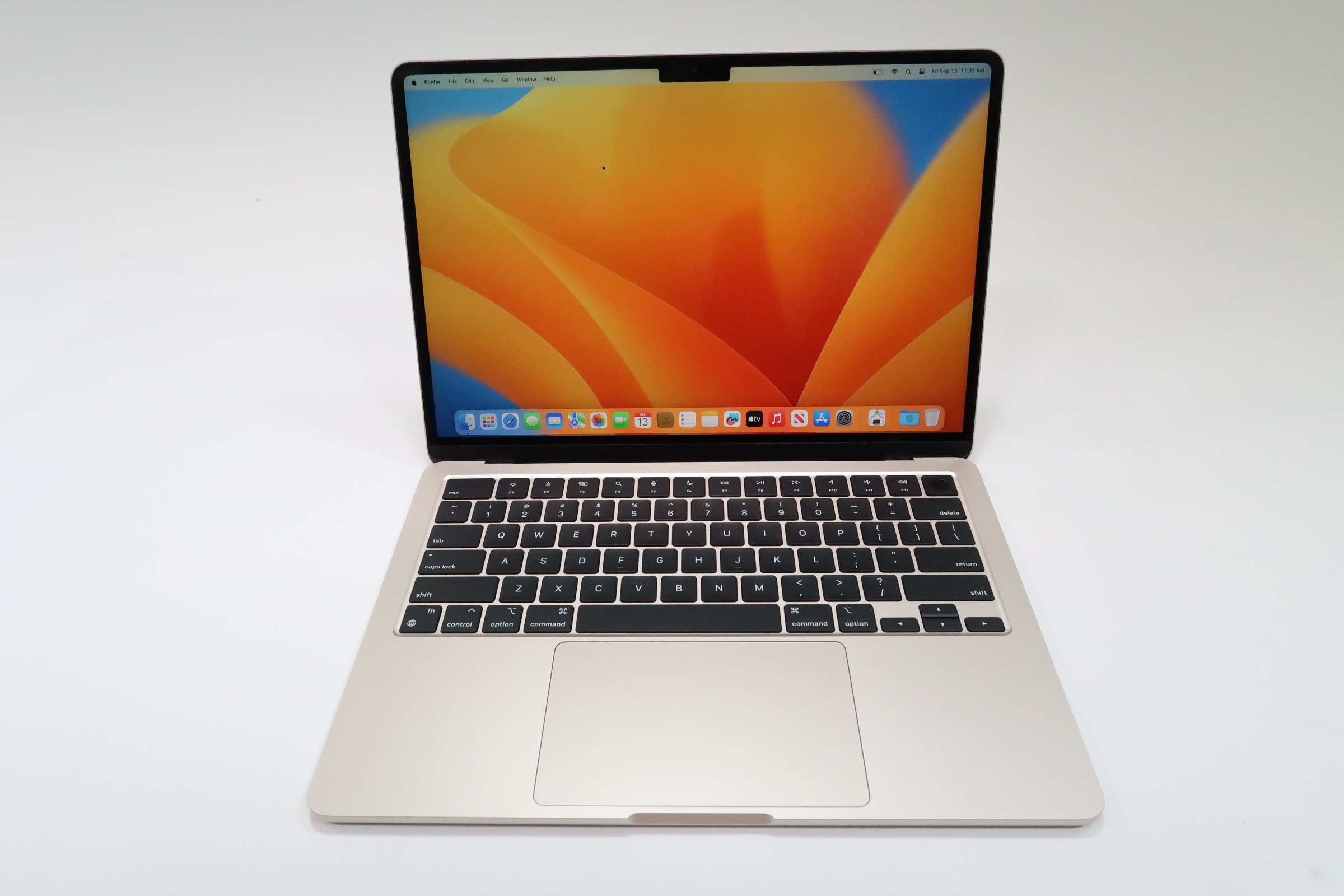 Apple MacBook Air 2022 MLY13LL/A M2 Chip 3.49GHz 8GB RAM Apple MacBook Air 2022 MLY13LL/A M2 Chip 3.49GHz 8GB RAM