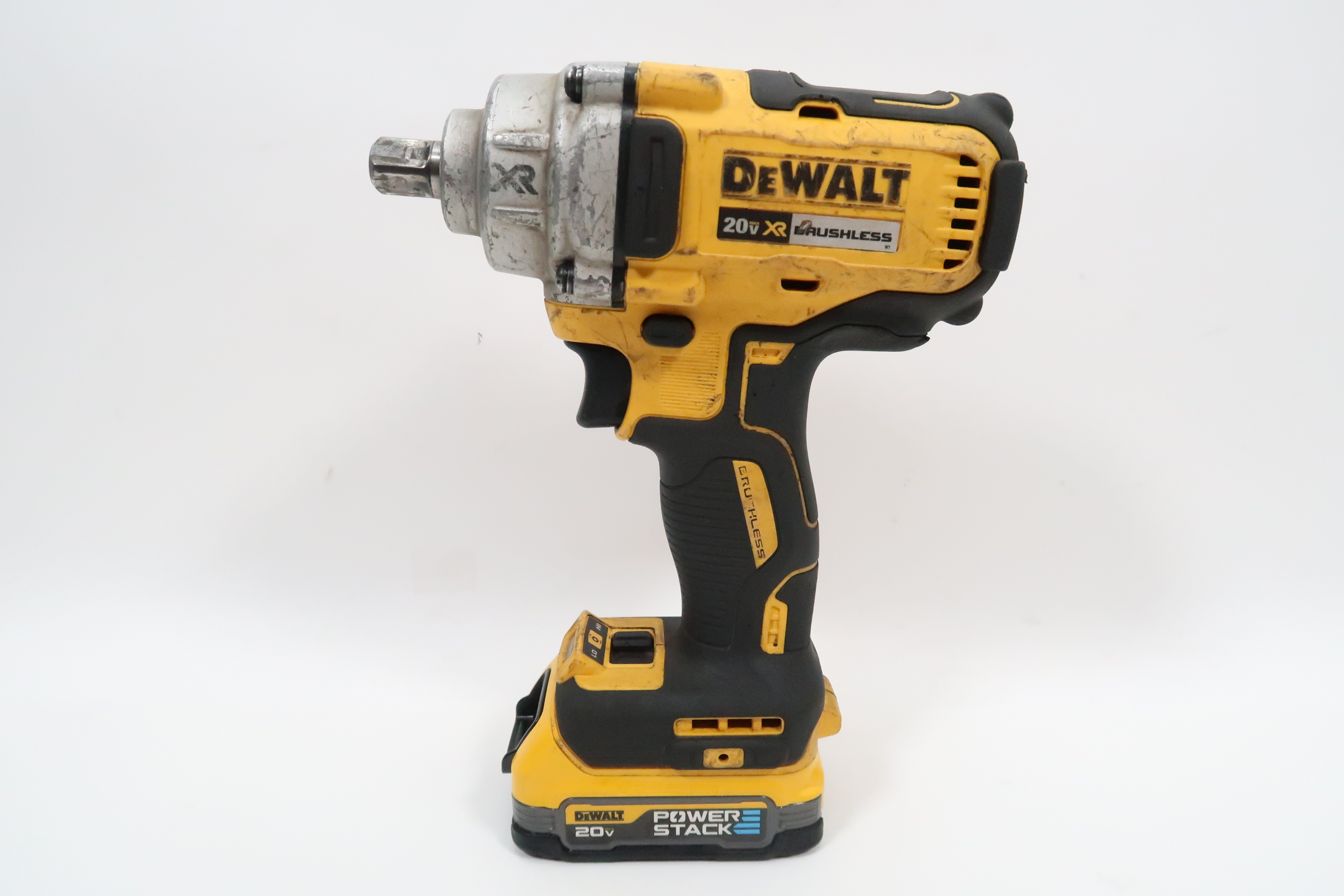 DeWalt DCF894 20V Lithium-Ion Cordless Brushless 1/2 in. Impact Wrench