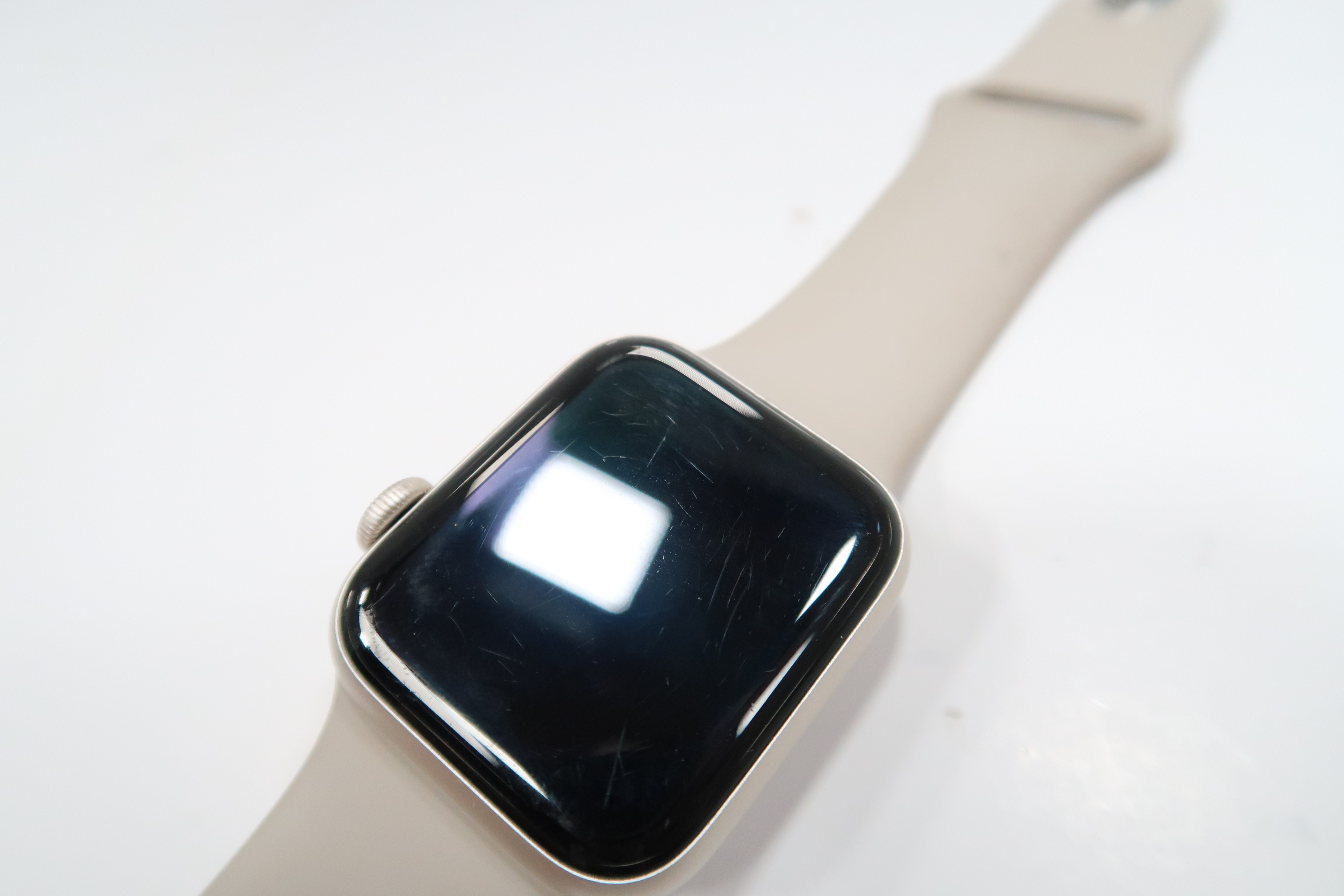 Apple Watch A2722 SE 2nd Generation 40mm GPS Smart Watch - Starlight ...