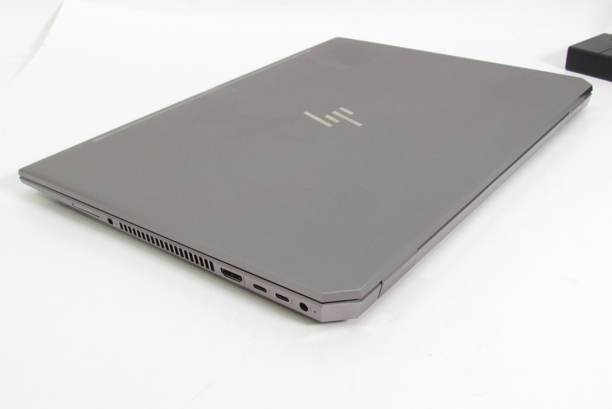 HP ZBook Studio G5 Win 11 Core i7-8850H Quadro P1000 32GB RAM