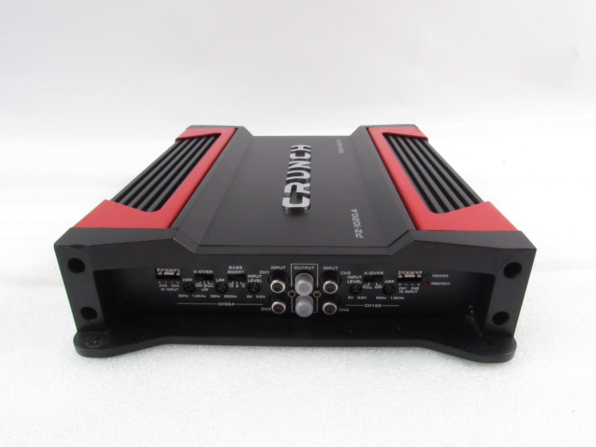 CRUNCH PZ-1020.4 4チャンネルアンプ 1000W Crunch PZ-1020.4 Power Zone 1000 Watt 4-Channel Amplifier
