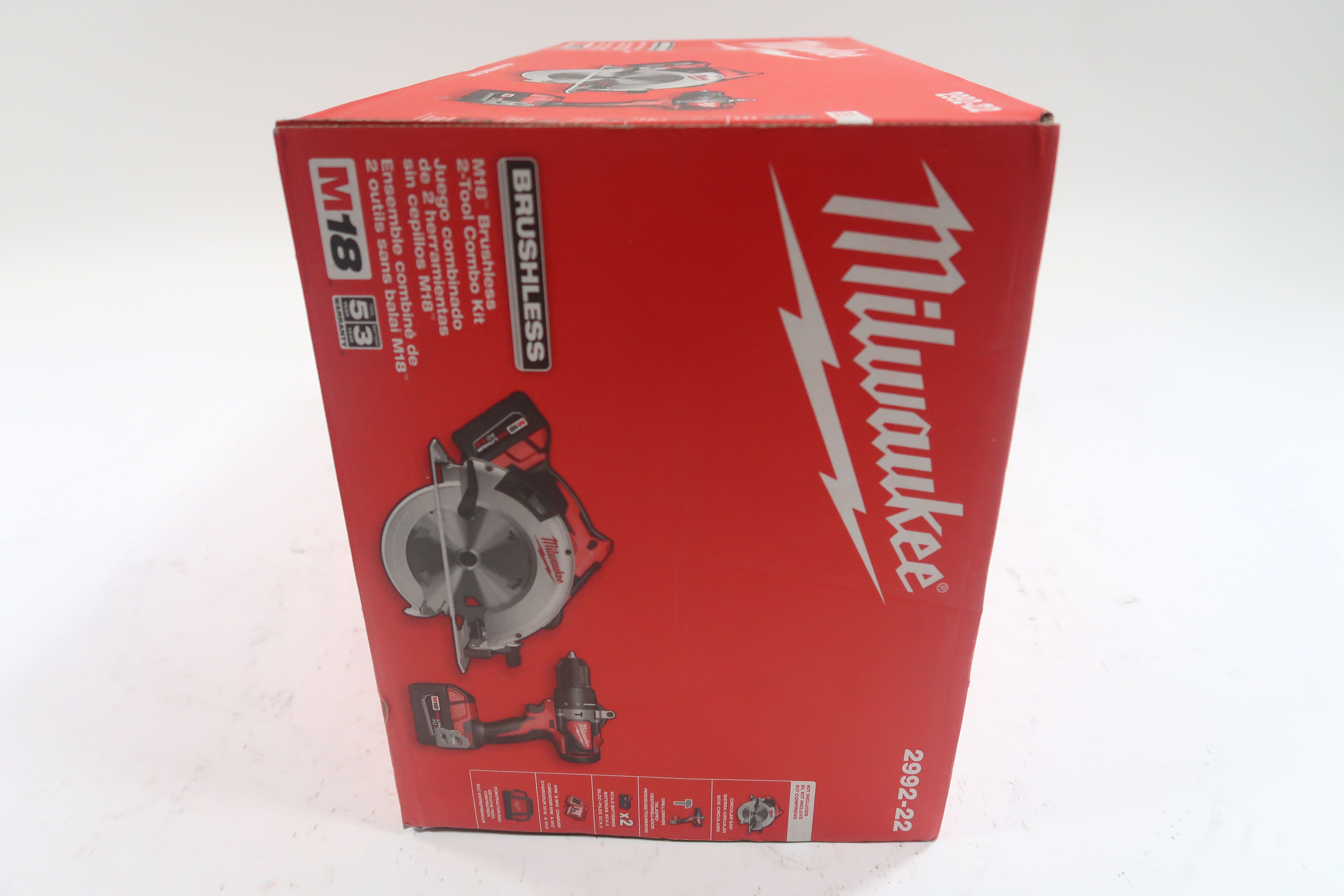 Milwaukee 2992 22 M18 18v Cordless Hammer Drill Circular Saw Combo Kit 0826 