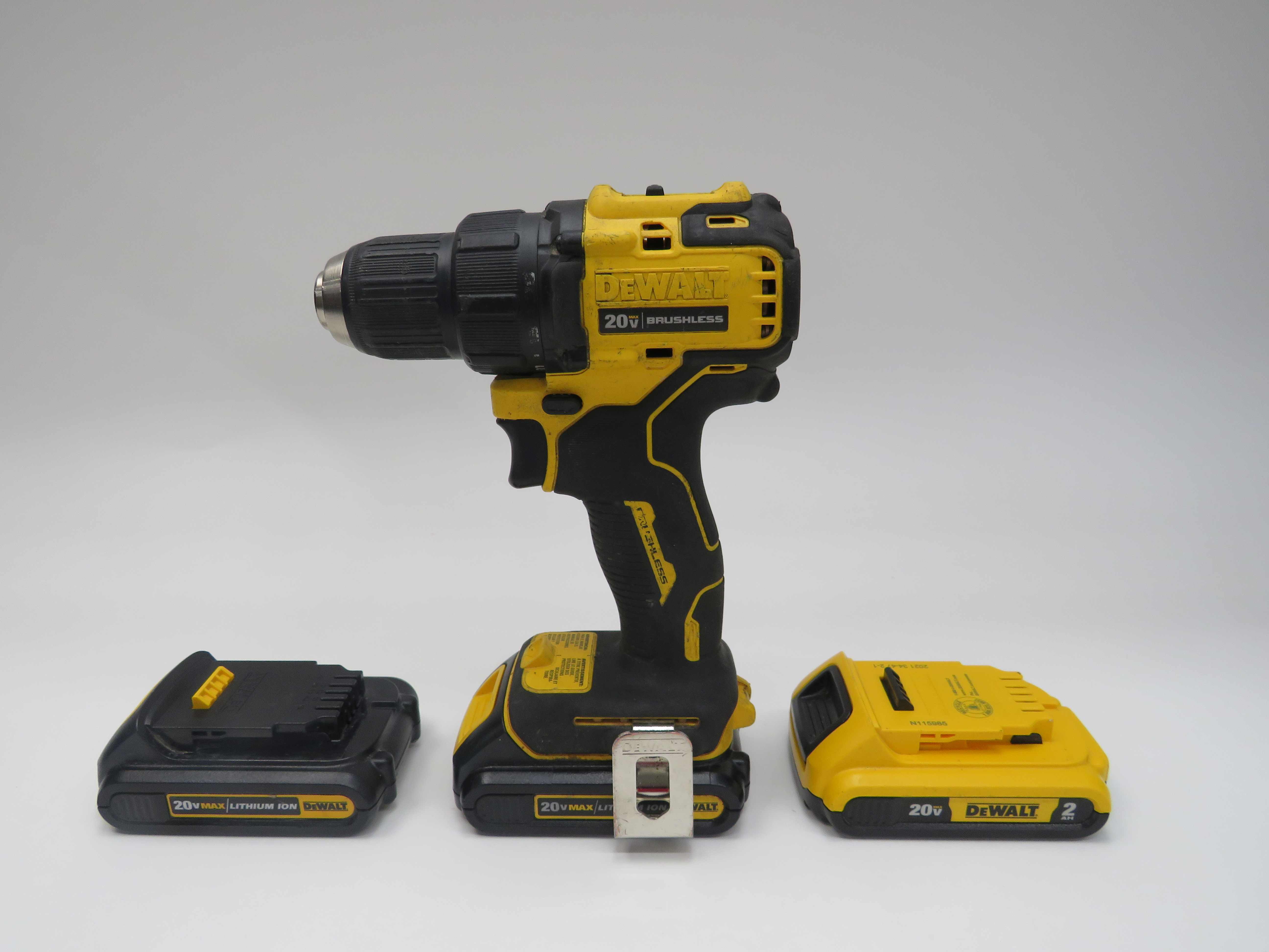 DeWalt DCD708 Cordless Brushless 1/2" Drill Driver Power Tool 8384