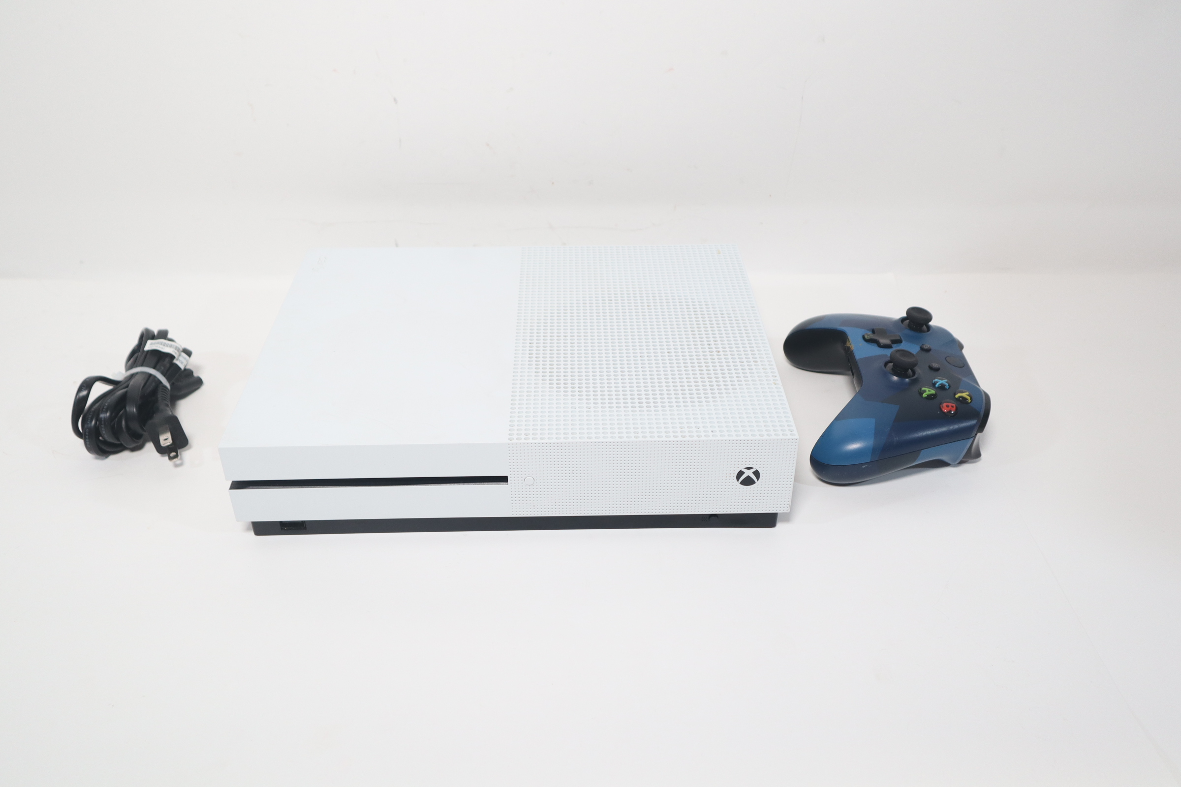 Microsoft Xbox One S White on sale 500 GB Console