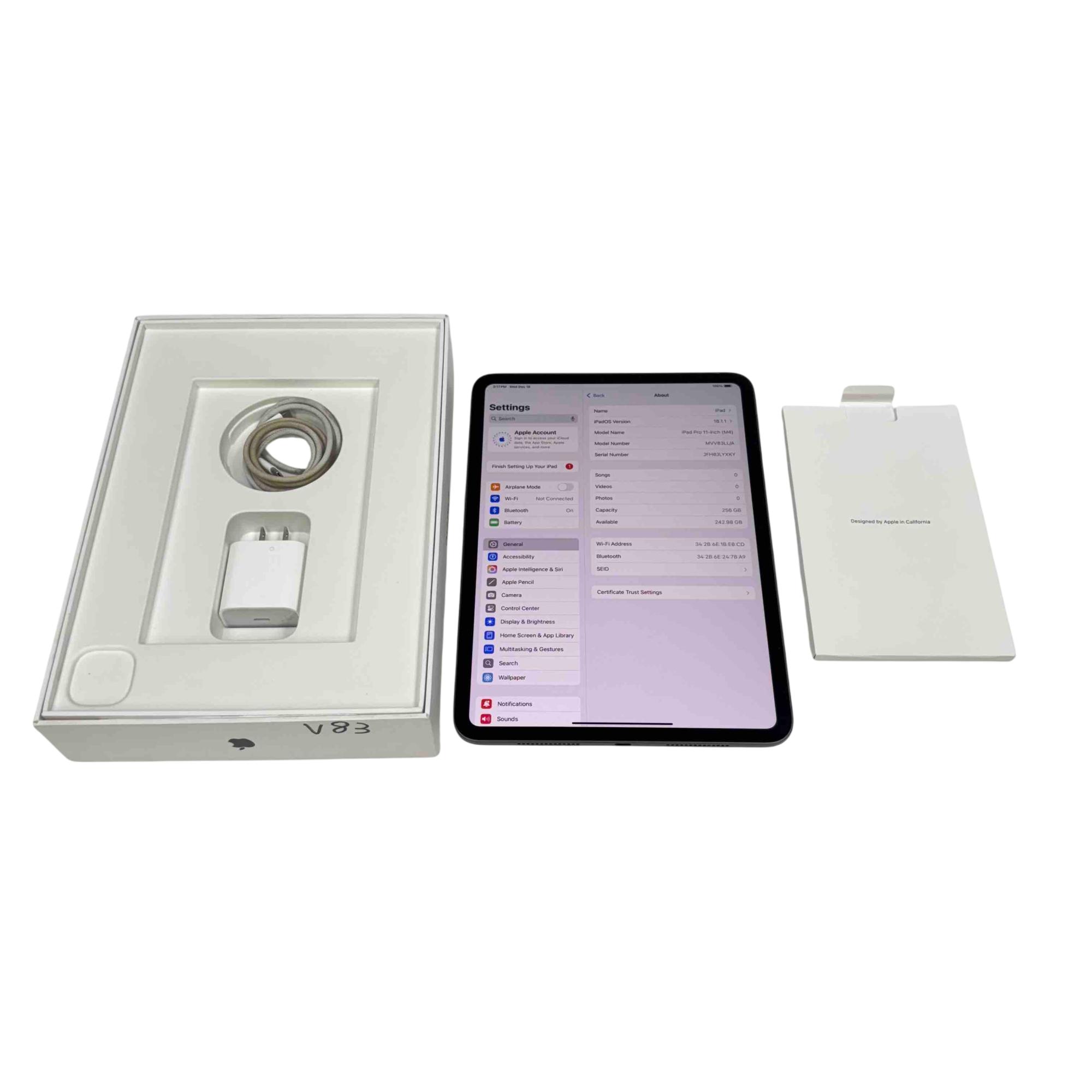 『Designed by Apple in California』大サイズ Appleの20年をたどる写真集「Designed by Apple in California