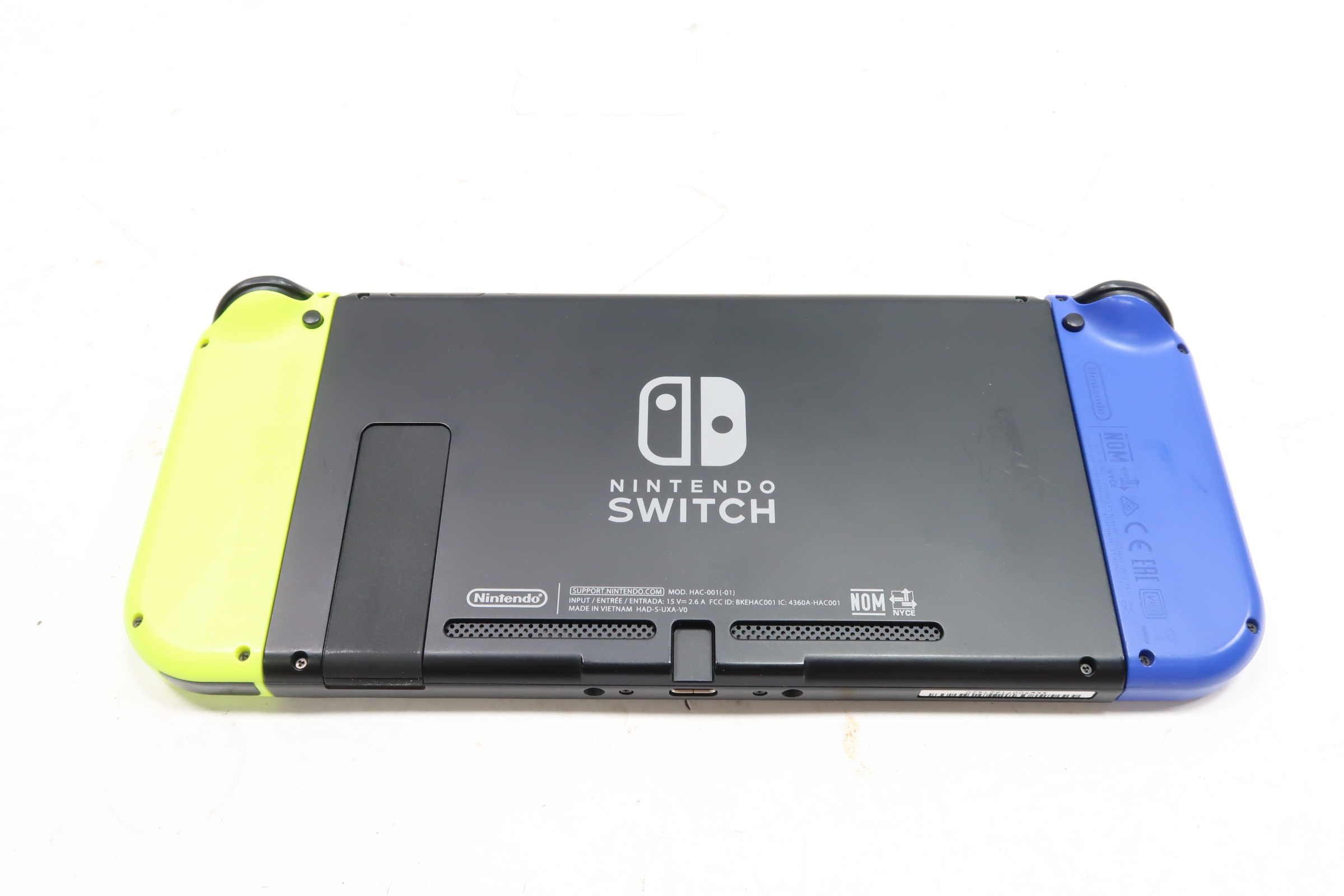 Nintendo Switch HAC-001 (01) 32GB Video Game System - 1420