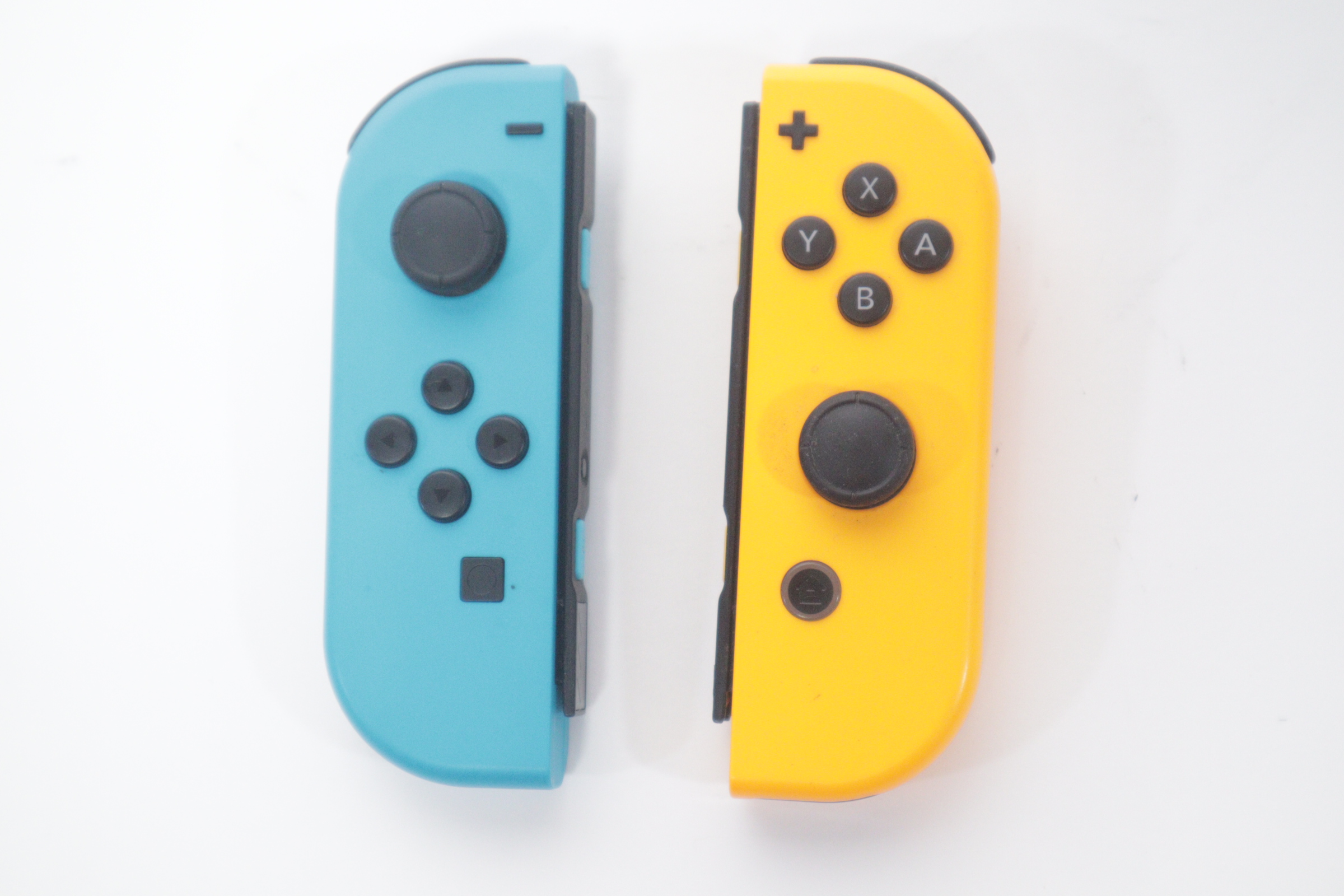 任天堂switch HAC-001 HAC-015 HAC-016　M1286 Amazon.com: Nintendo Switch with Gray Joy‑Con - HAC-001(-01