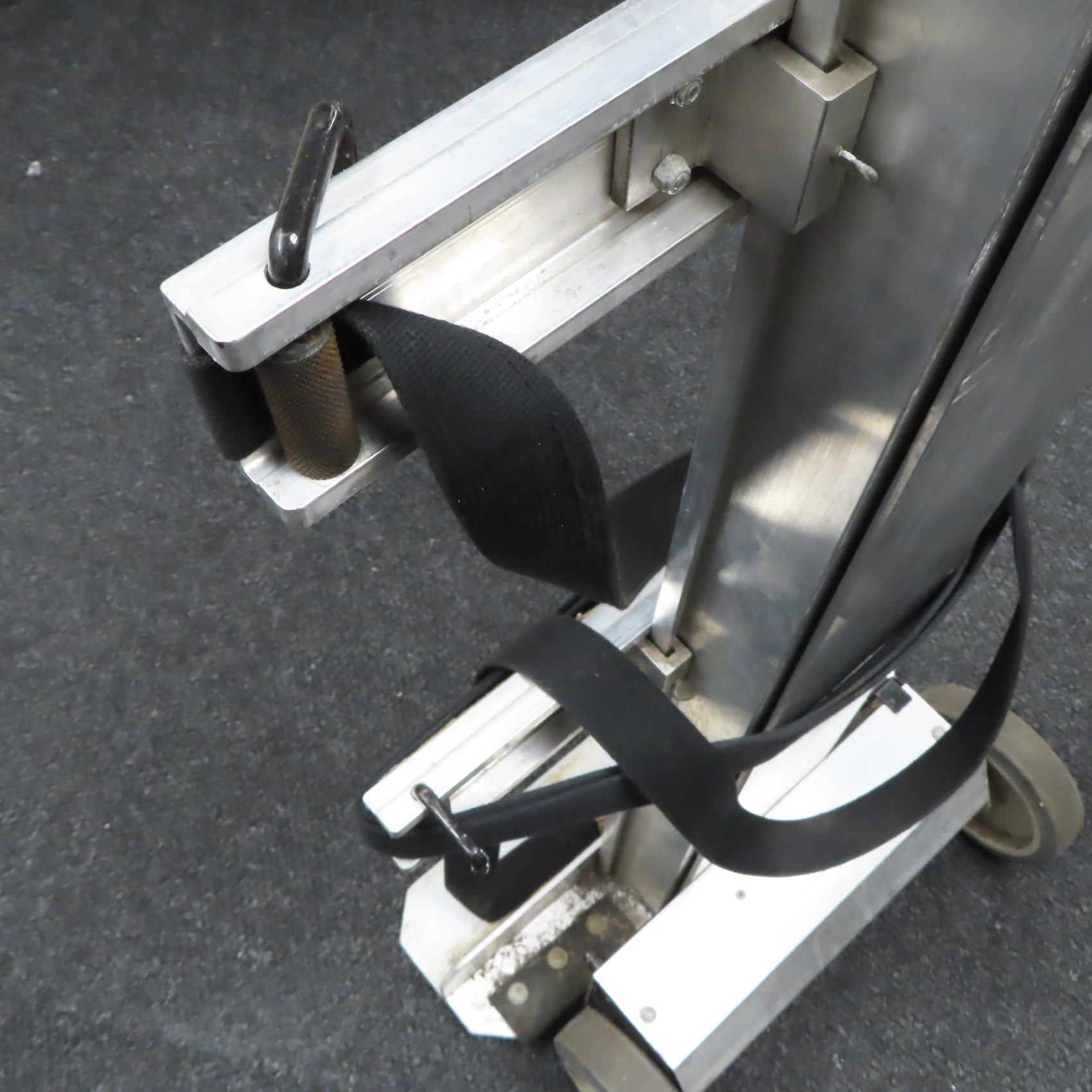 PowerMate L1 650lbs Motorized Stair Climbing Hand Truck (Local PickUp