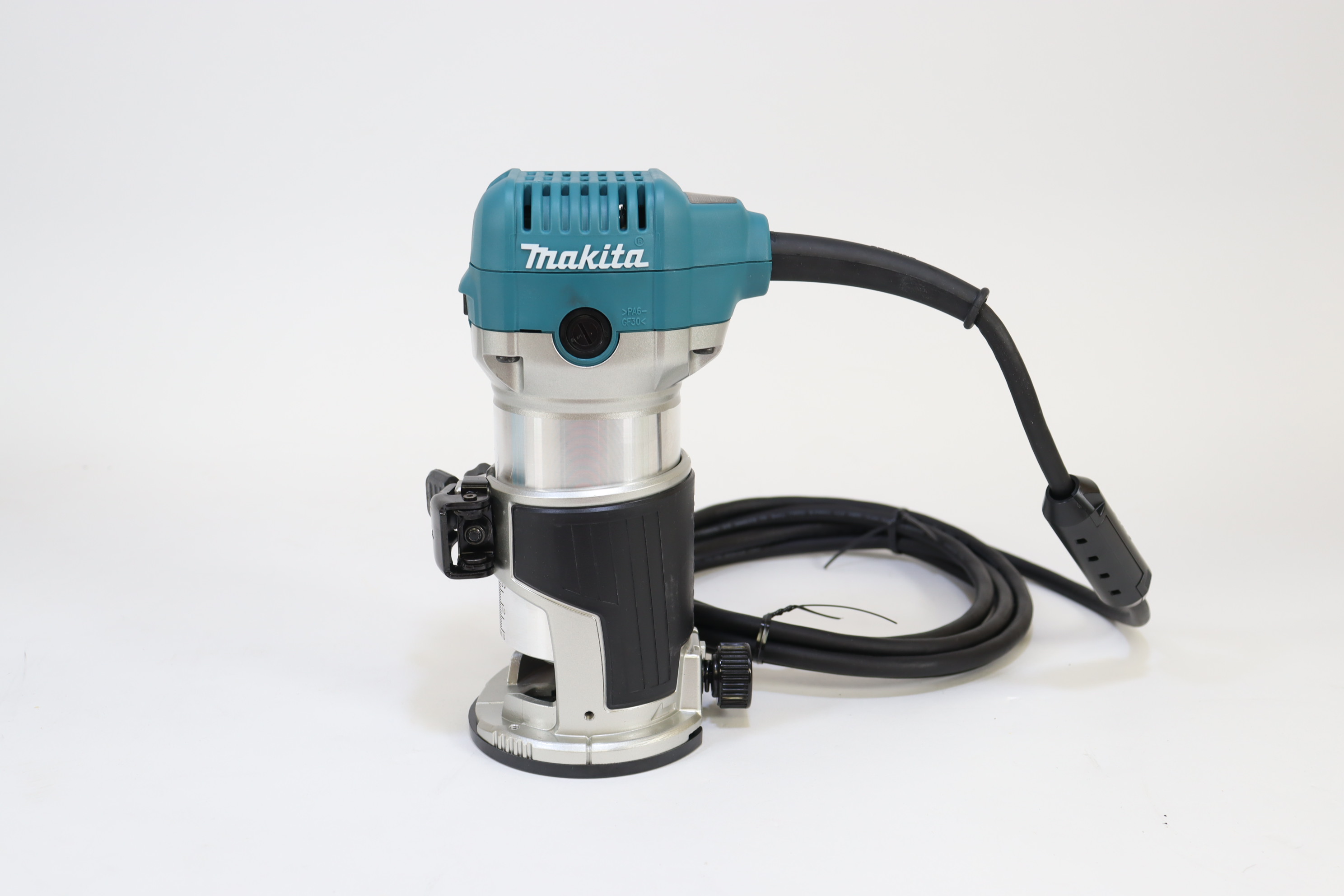 Makita USA Inc. RT0701C 1-1/4 HP Double Insulated Corded Compact Router