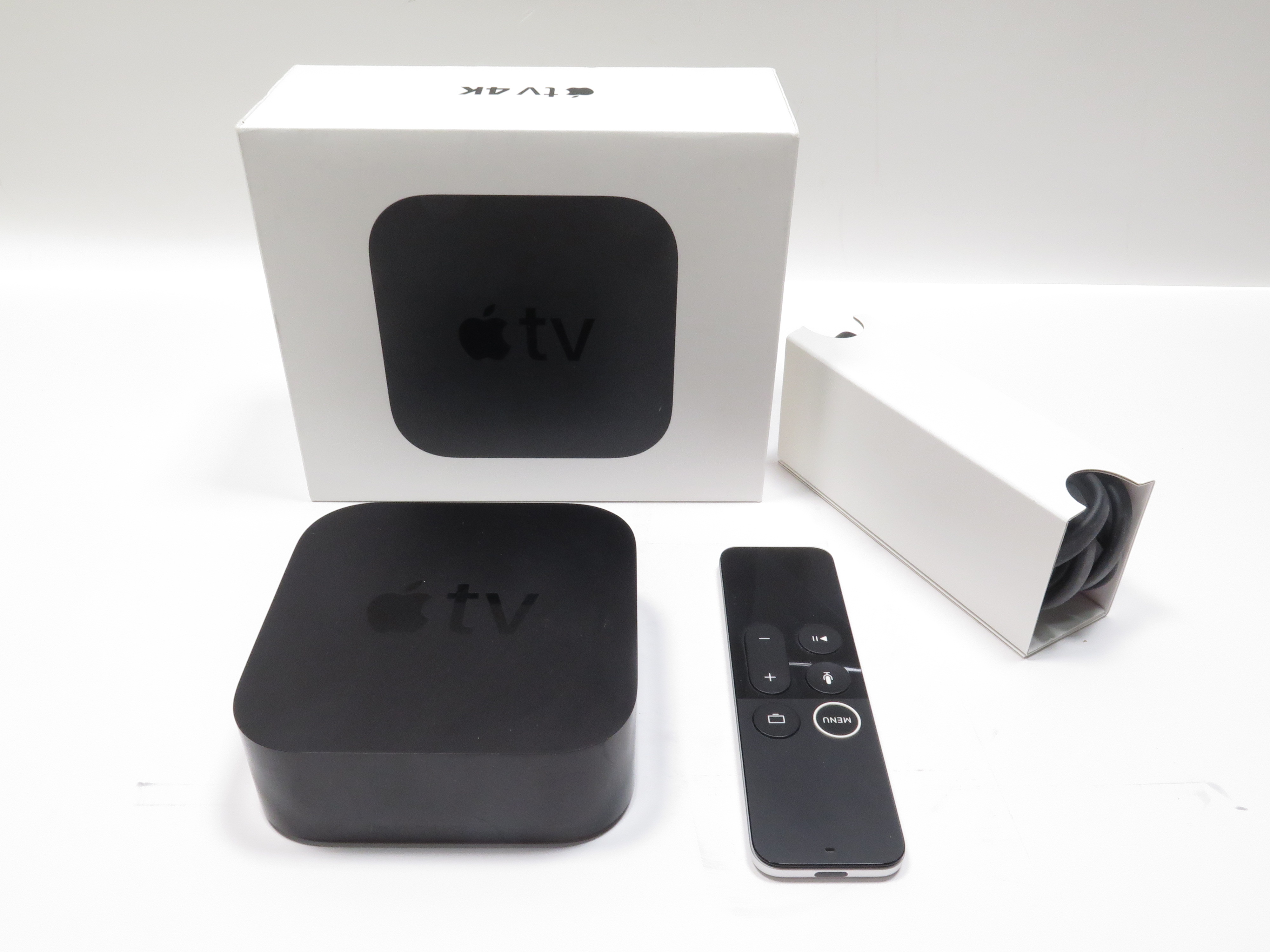 Used Like New Apple TV 64GB 4K HDR A1842 MP7P2LL/A Black with remote - Black