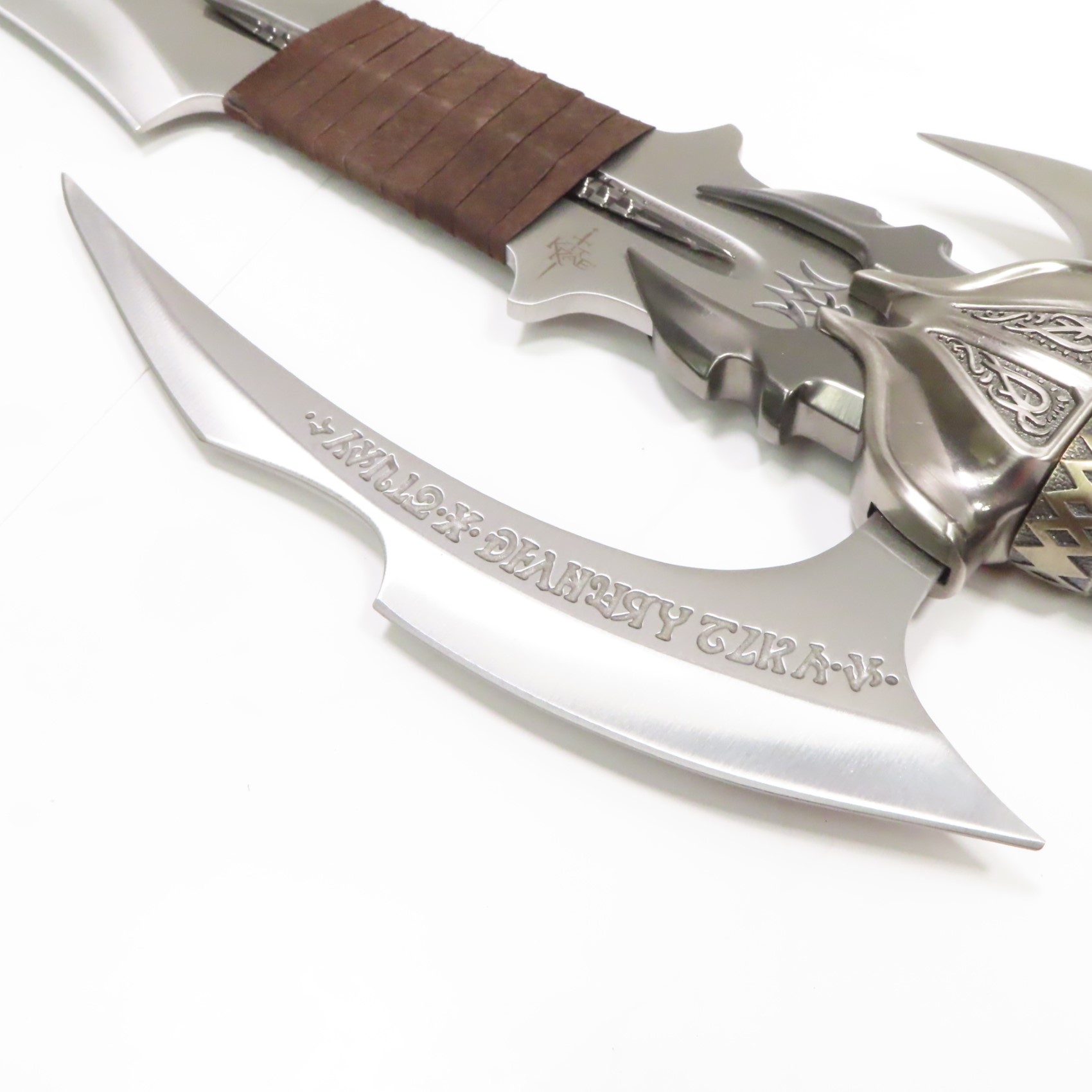 United Cutlery KR0038A Kit Rae Avoloch Mithrodin Sword (Local Pick-Up Only)