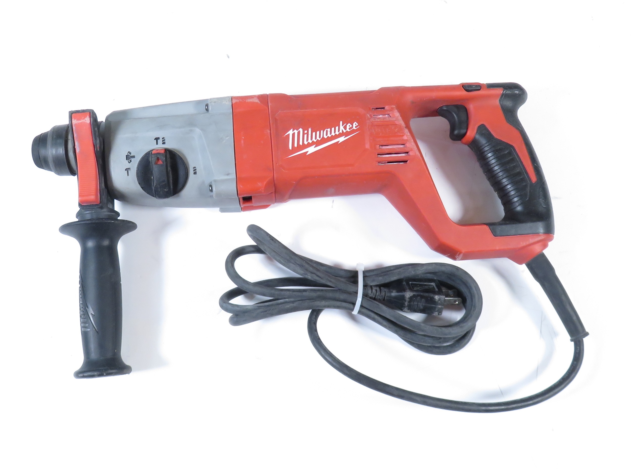 Milwaukee 8 best sale amp hammer drill