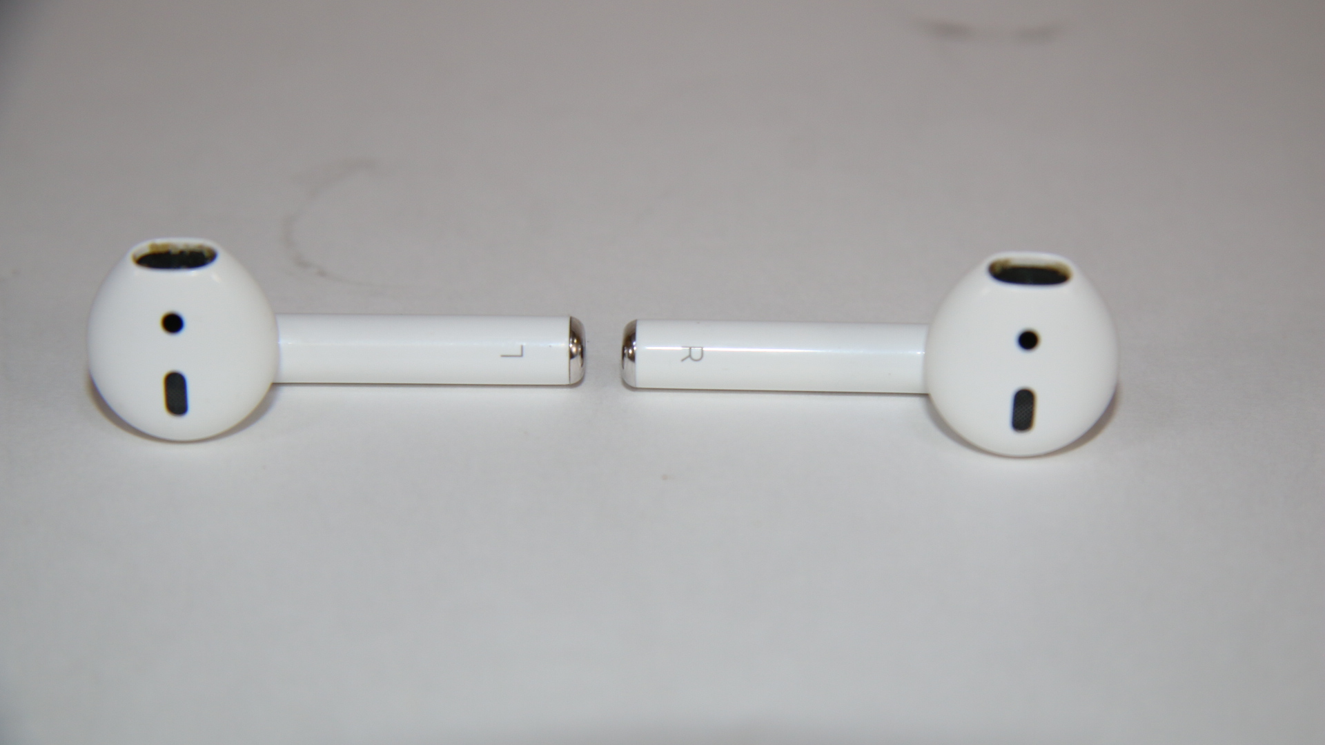 Apple A2031 & A2032 AirPods (2nd generation) Motion & Speech Detecting ...