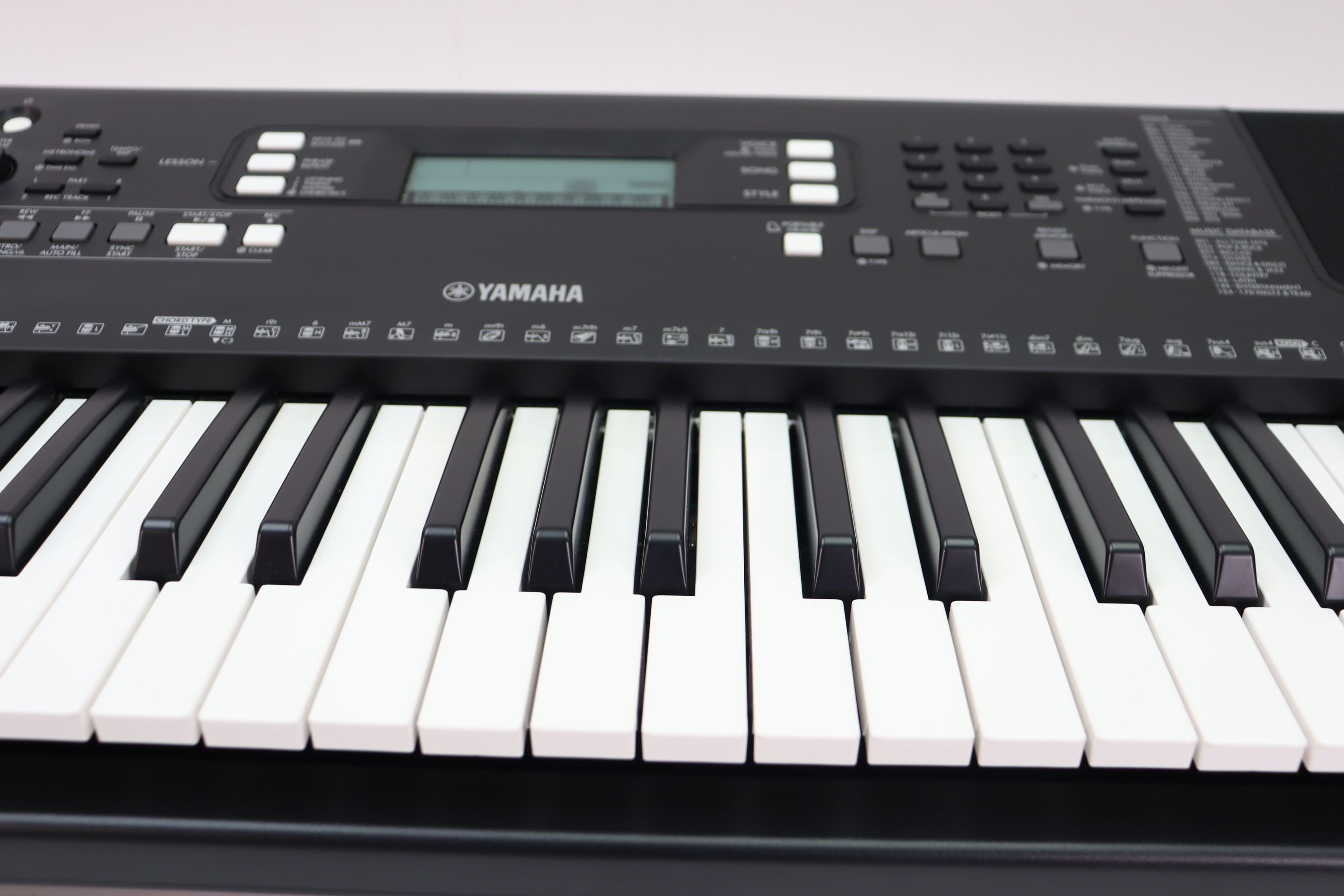 Yamaha PSR-E373 Portable 61-Key Touch Sensitive Portable Keyboard