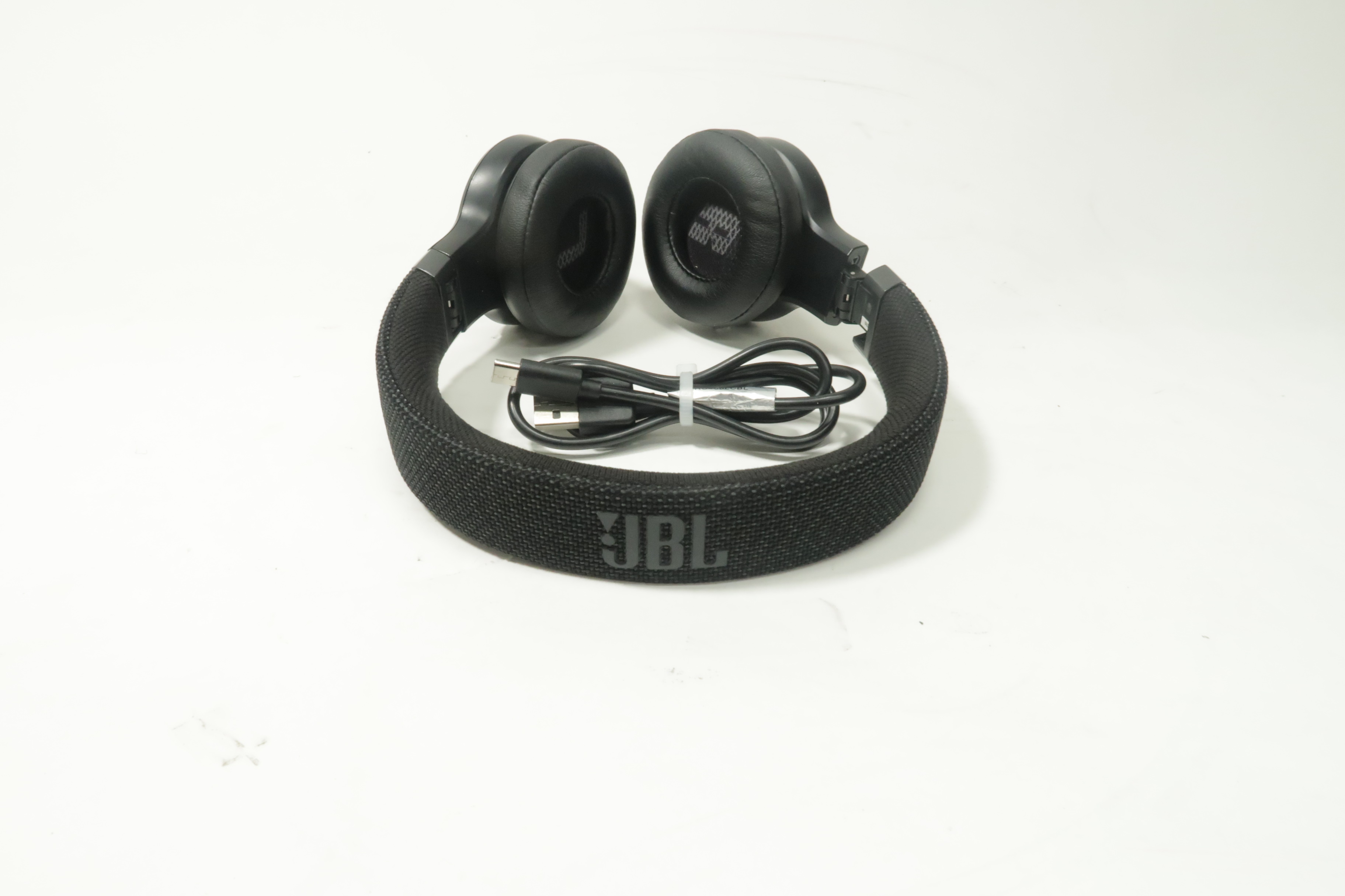 JBL Live 460NC Wireless On-Ear Noise Cancelling Headphone