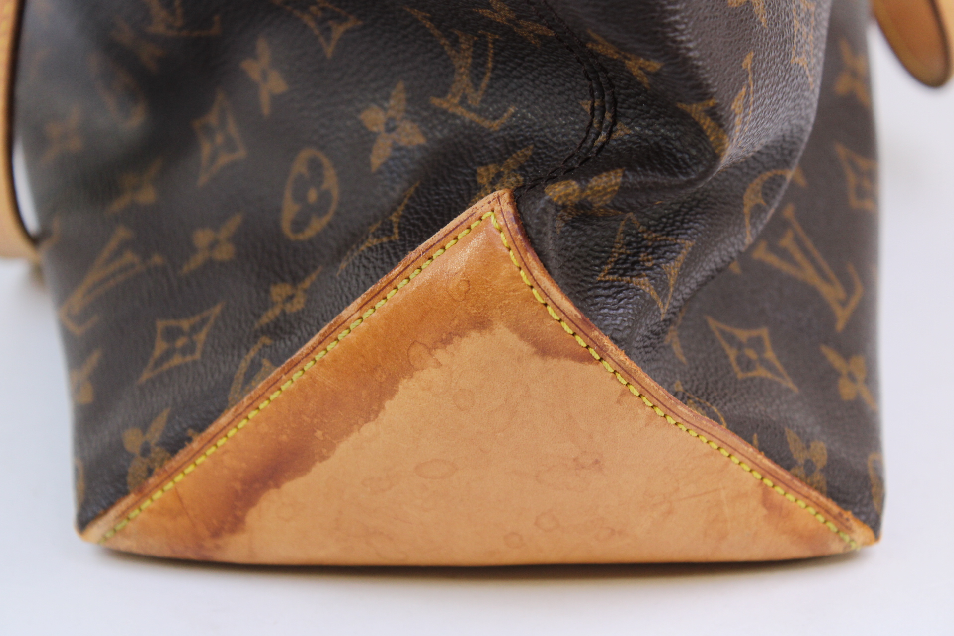 ルイヴィトン　カバピアノ AR1929 Louis Vuitton AR1929 Monogram Cabas Mezzo Handbag